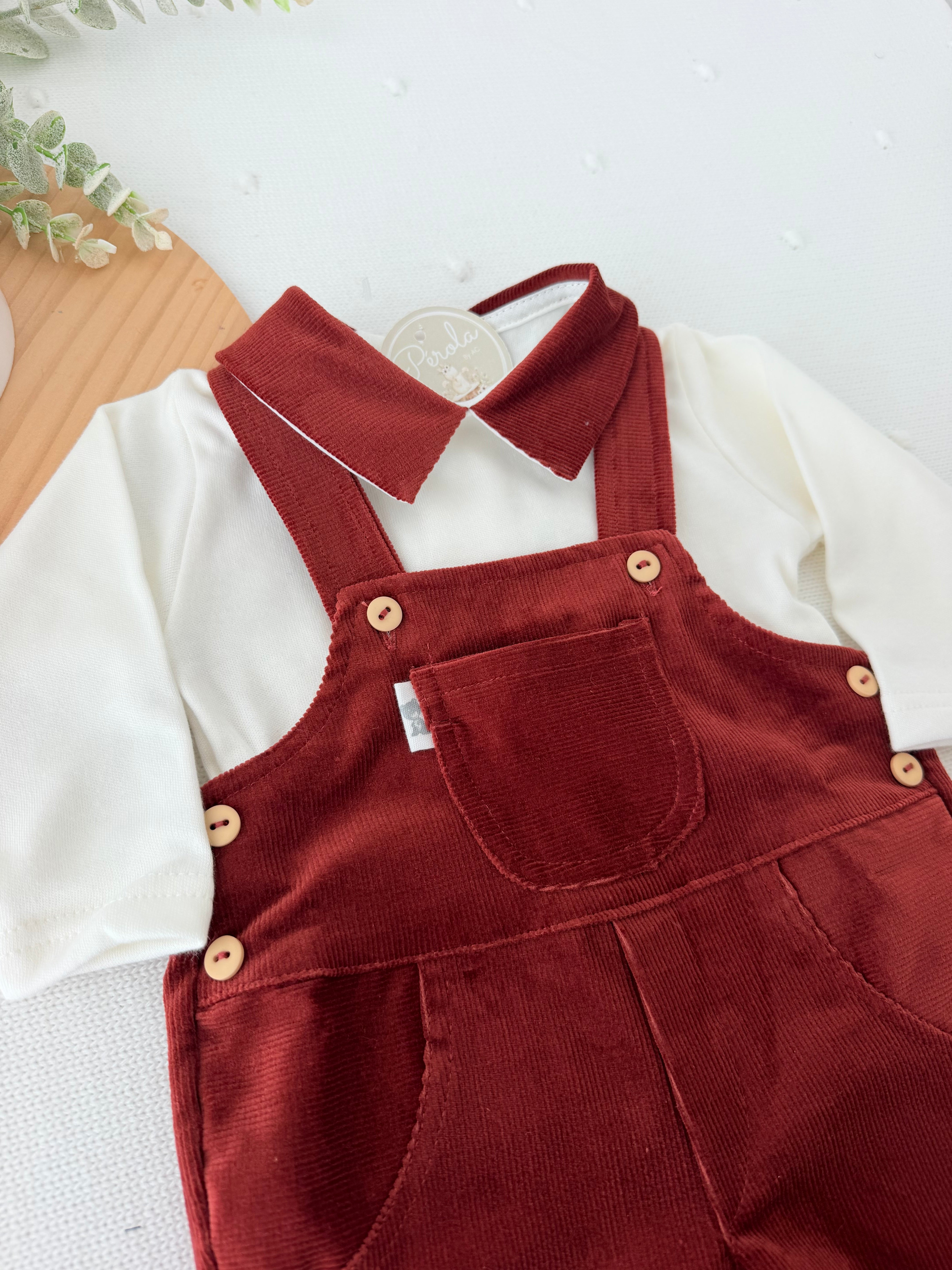 Conjunto tijolo: jardineiras e camisola 3-6-12M