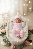 Saída de maternidade ROSA: jardineiras, blusa e gorro 100% algodão Primavera/Verão
