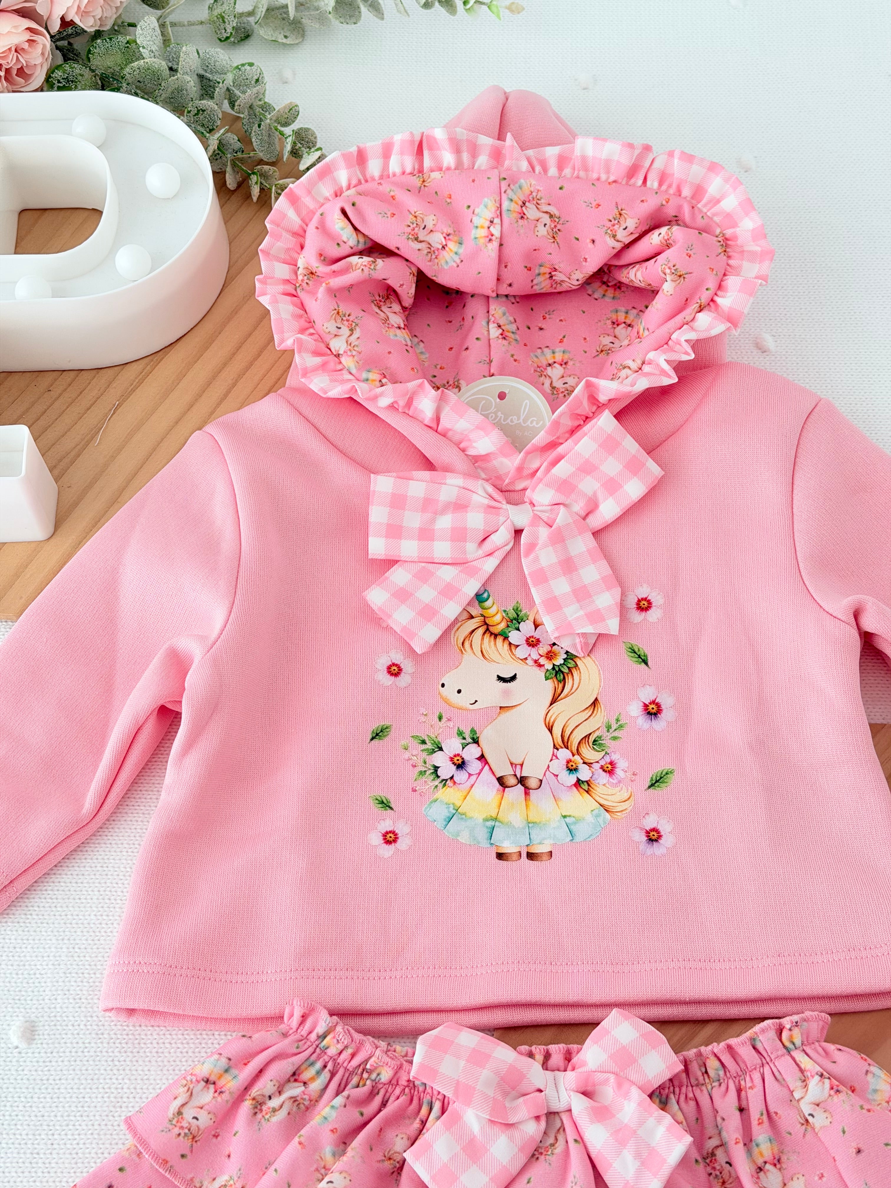 Conjunto Unicórnio Encantado Rosa – Camisola com Capuz e Tapa-Fraldas 6-36M