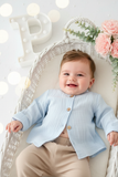 Conjunto menino: camisa musselina e calças