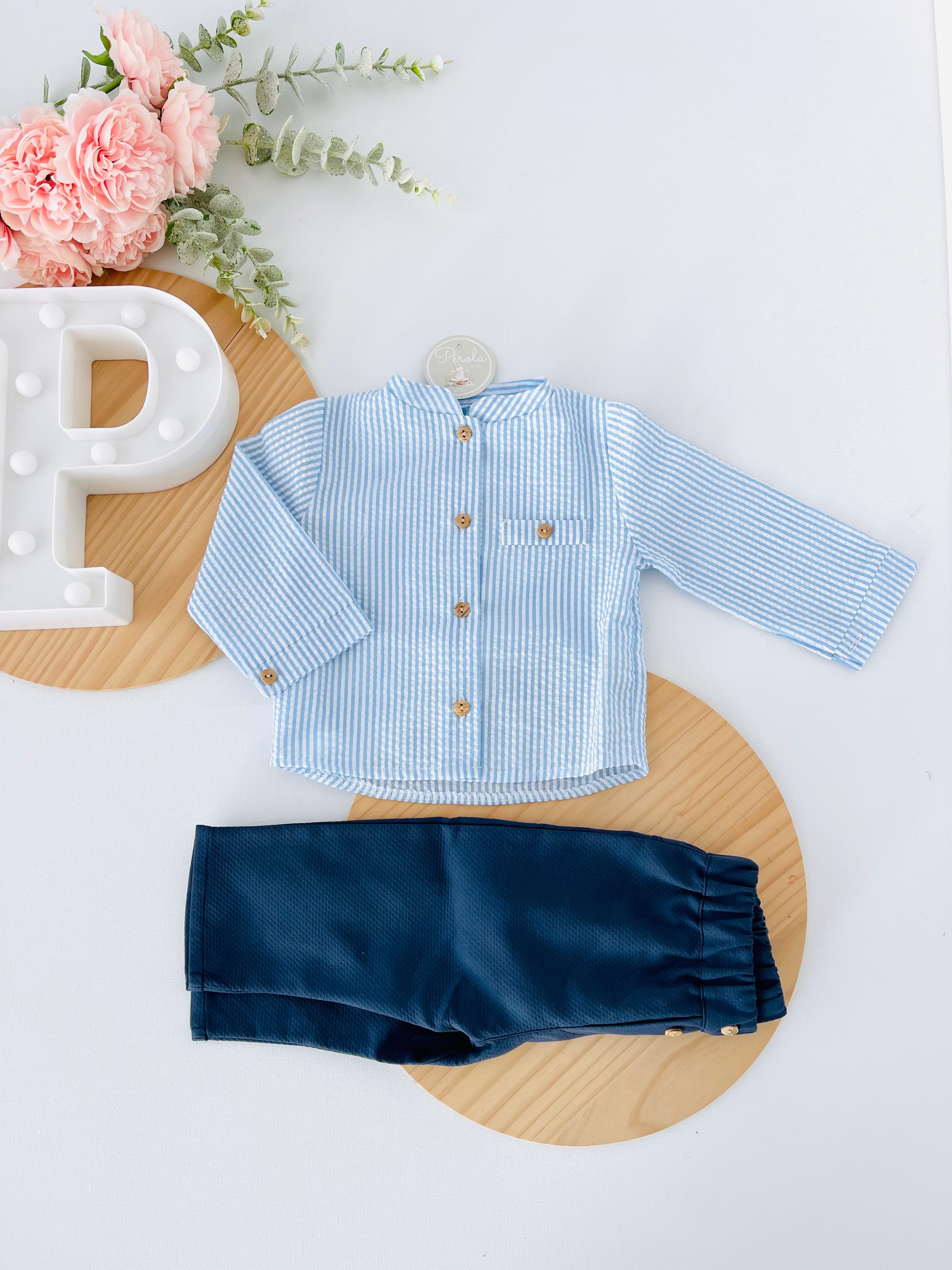 Conjunto menino risquinhas: camisa e calças
