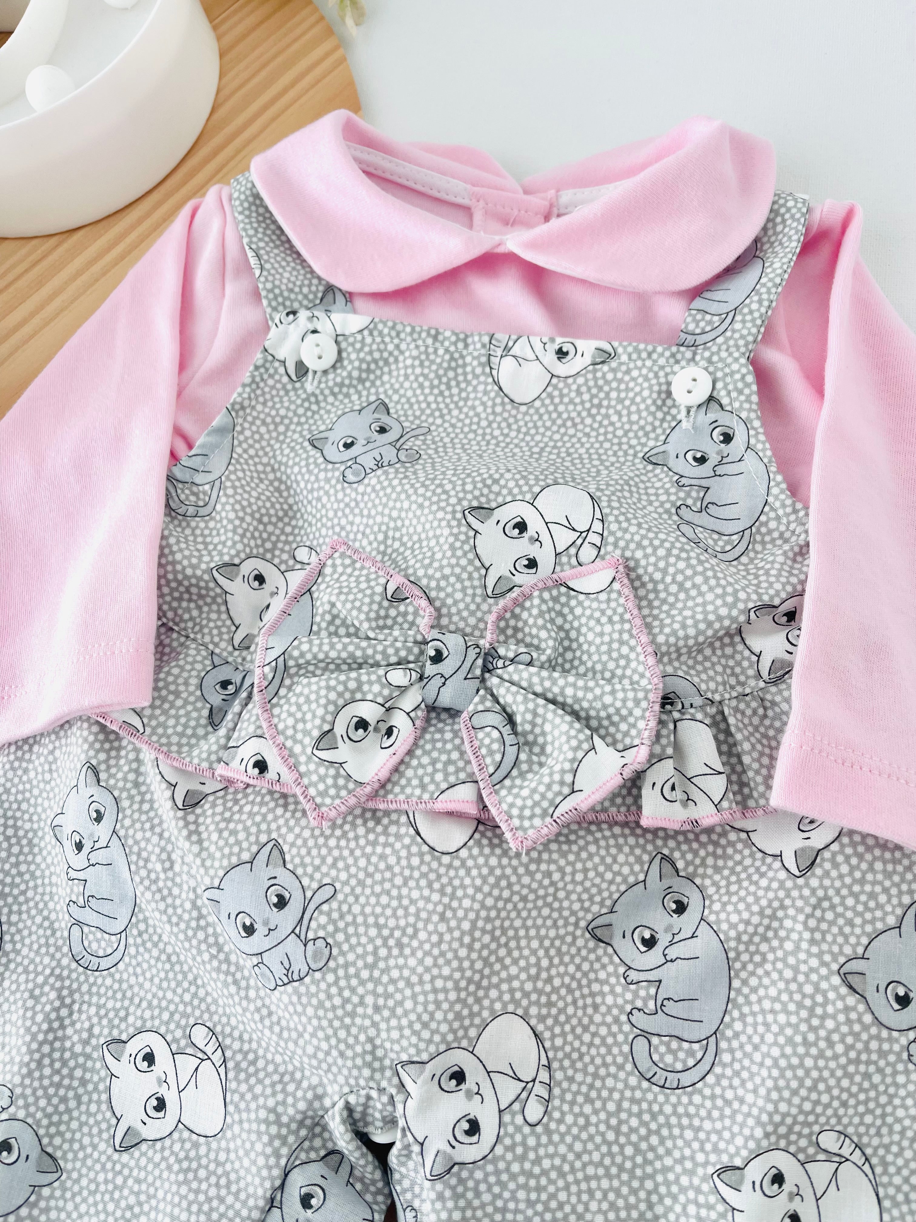 Conjunto gatinhos: Jardineiras e camisola