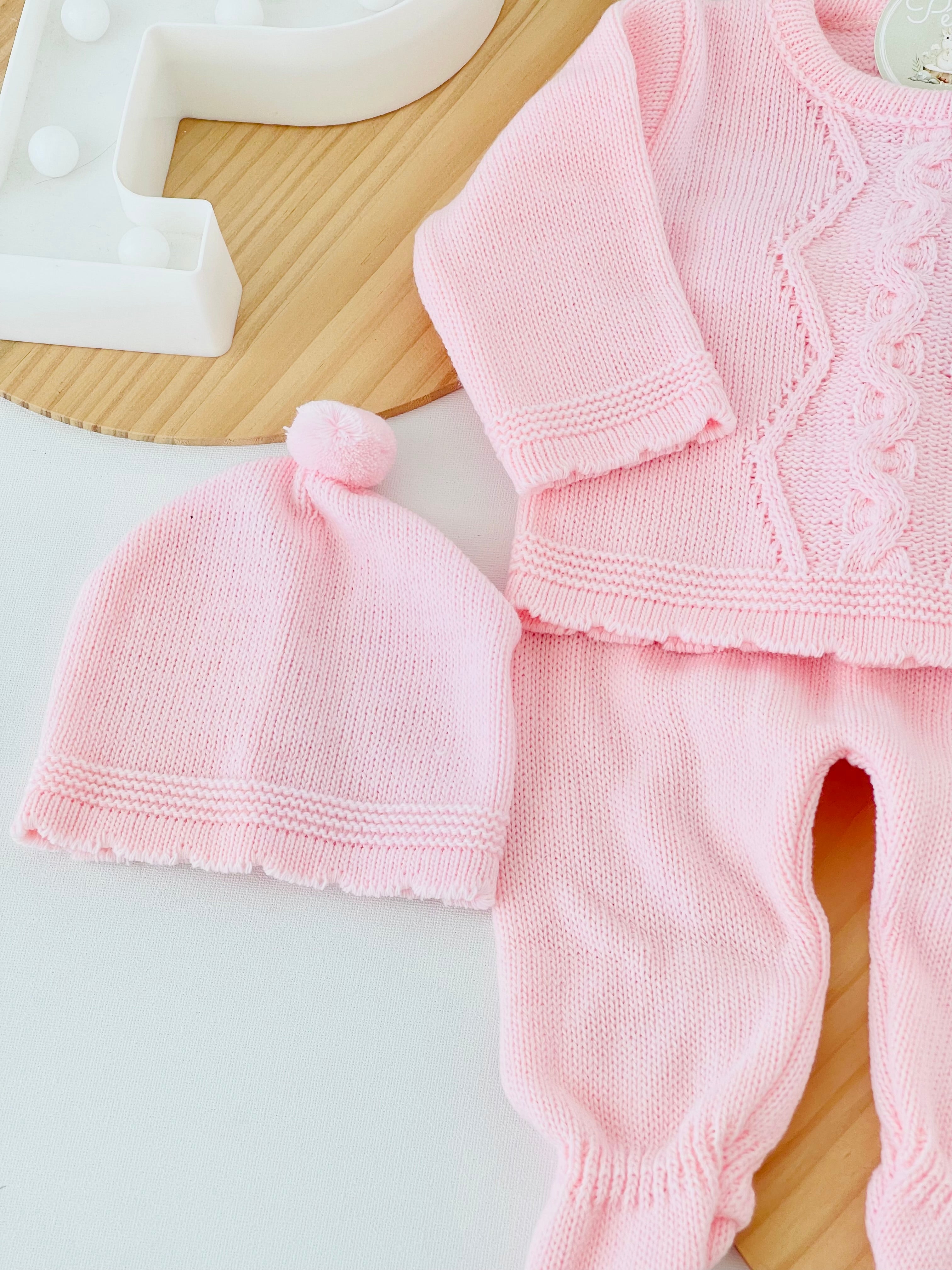 Conjunto malha trança : camisola, calças e gorro