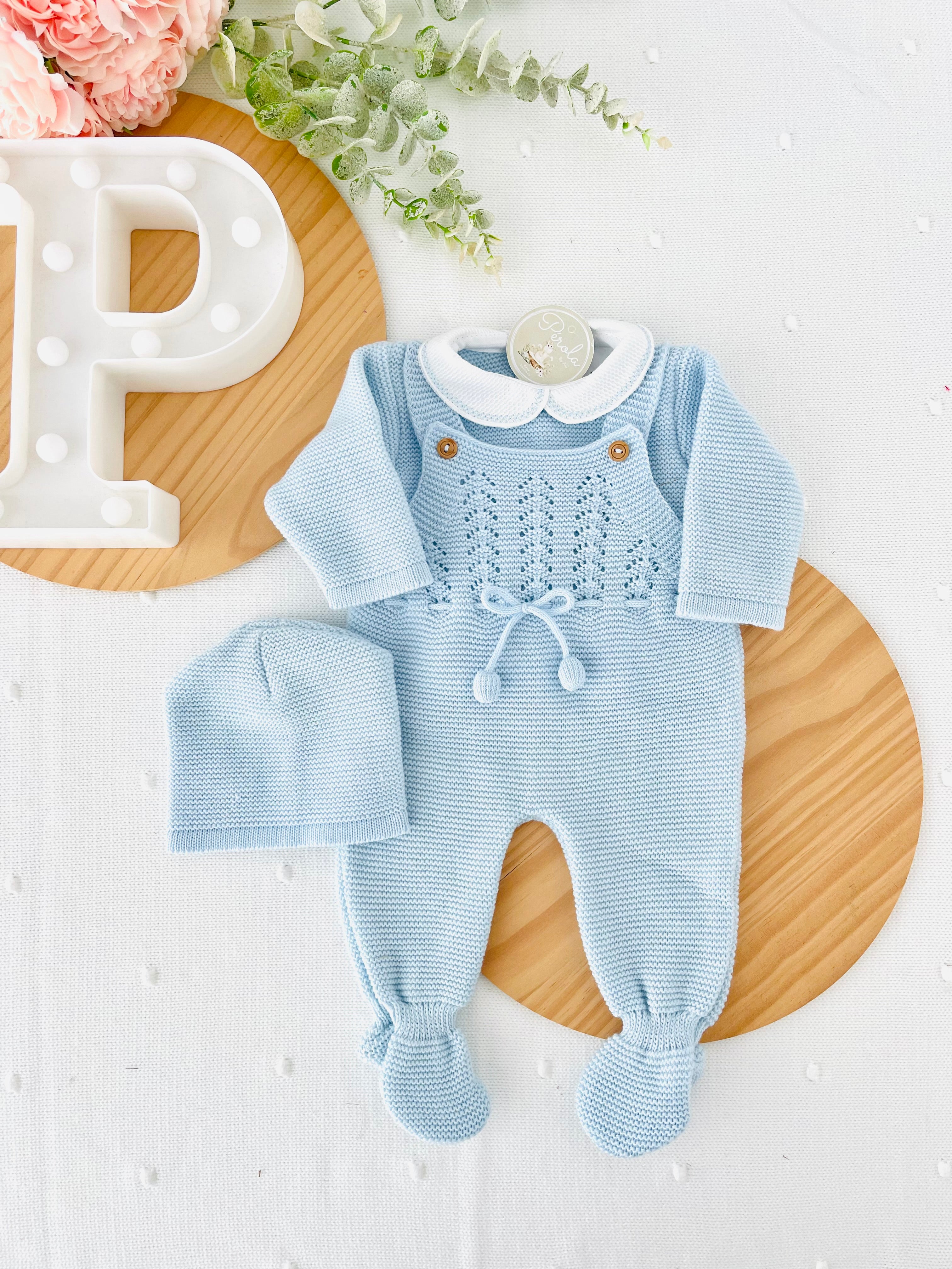 Saída de maternidade pompons