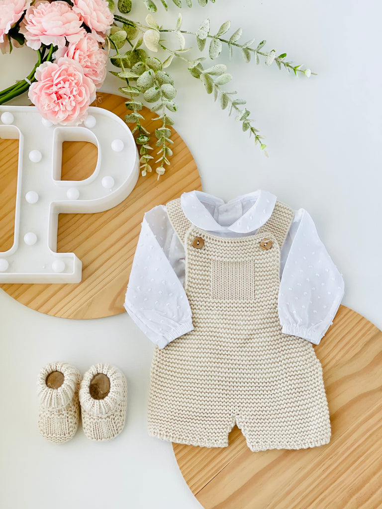 Conjunto neutro: Fofo, camisa e carapins