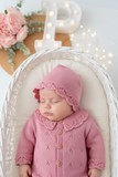 Conjunto Rosa Babygrow & Touca em Malha com Botões de Madeira