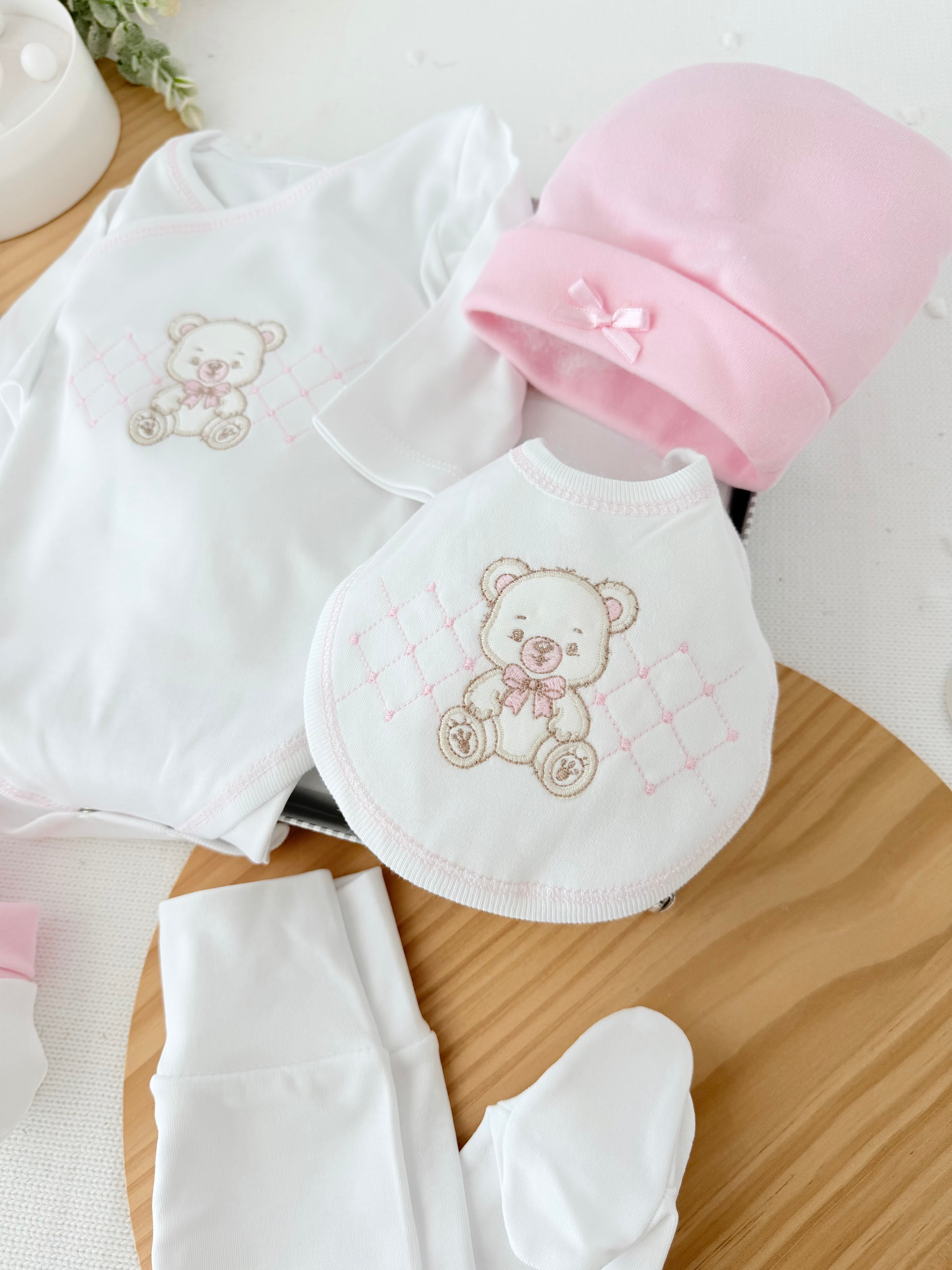 Pack interiores ursinho: body, calças, gorro, luvas e babete