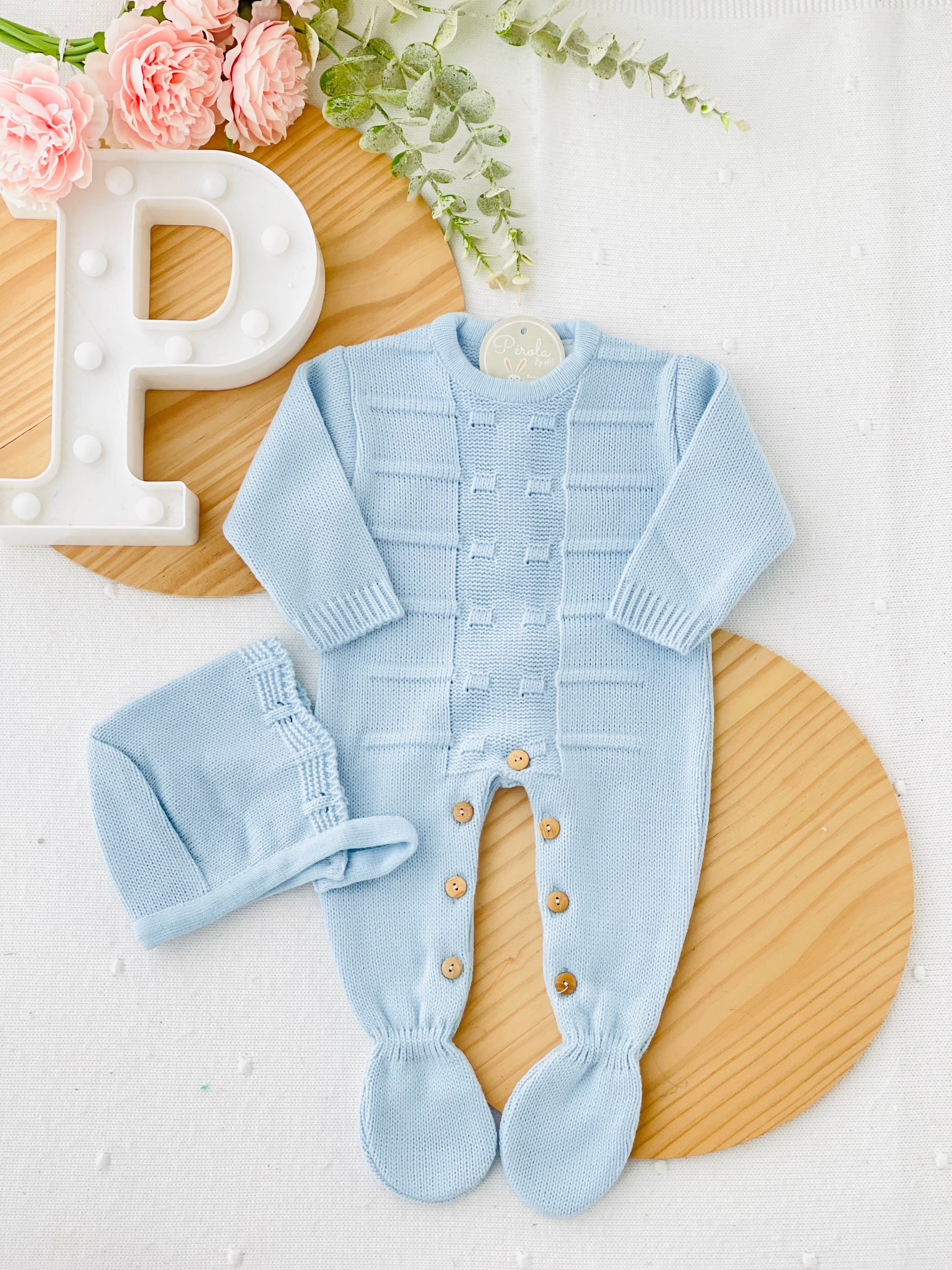 Saída de maternidade quadradinhos: Babygrow e touca Outono/Inverno