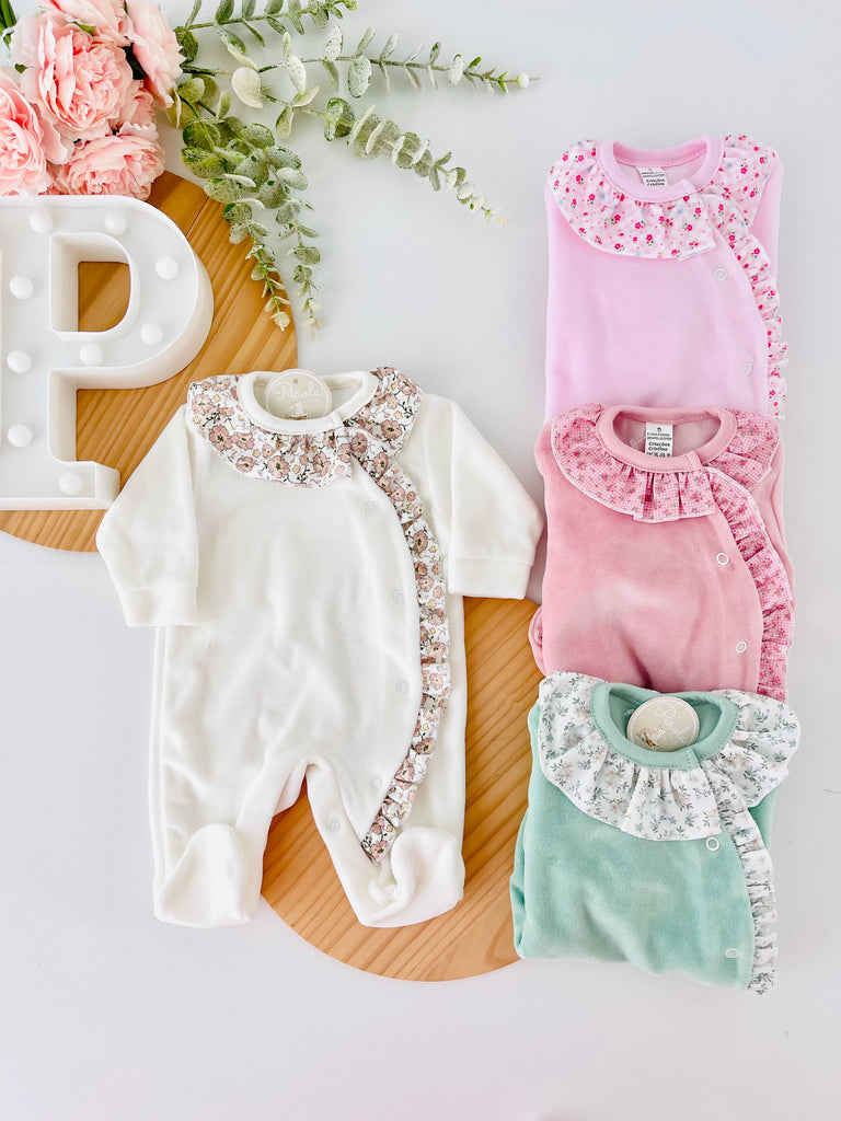 Babygrow tema flores em VELUDO