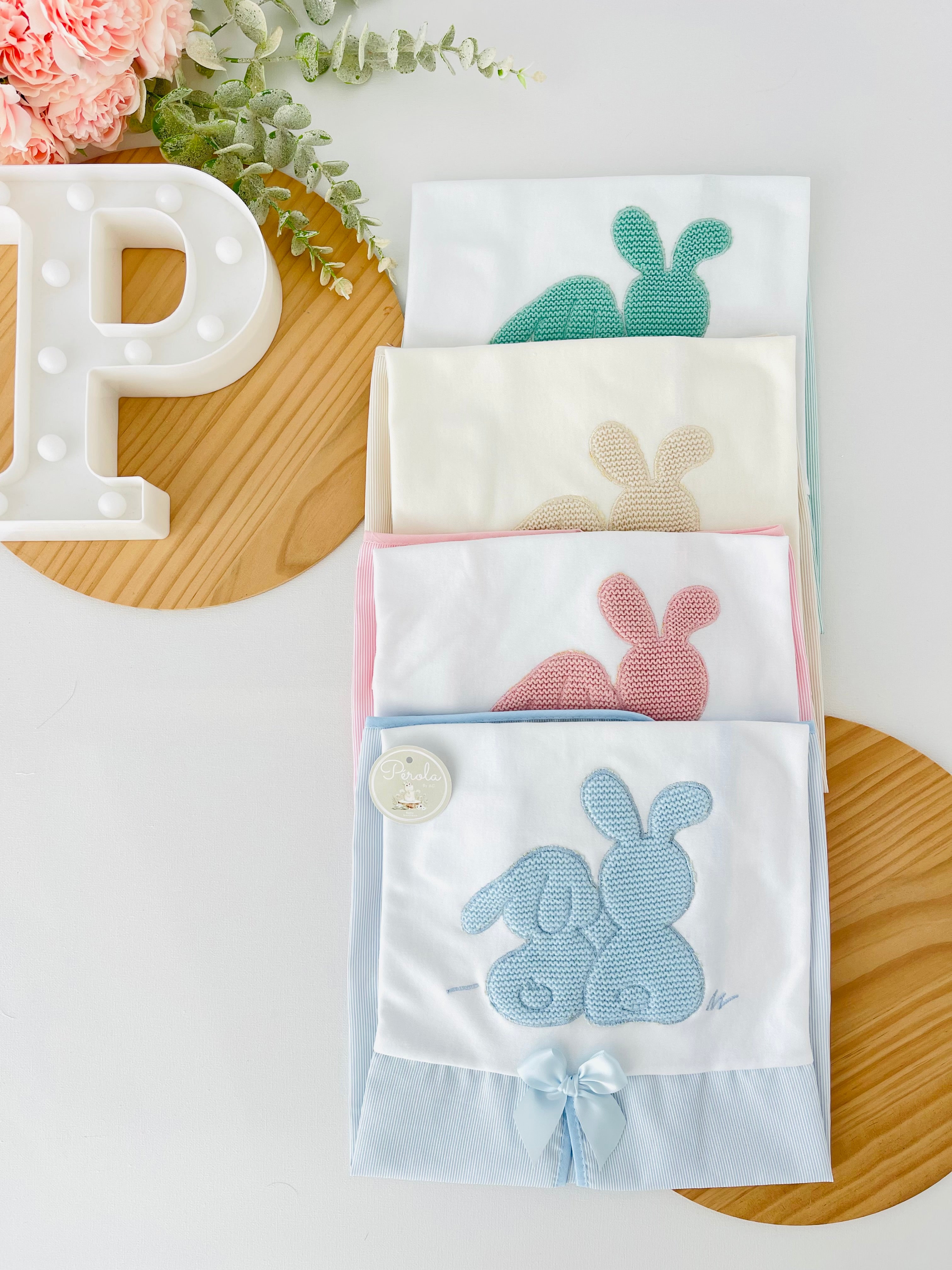 Tapa ovo com abertura tema coelhinhos