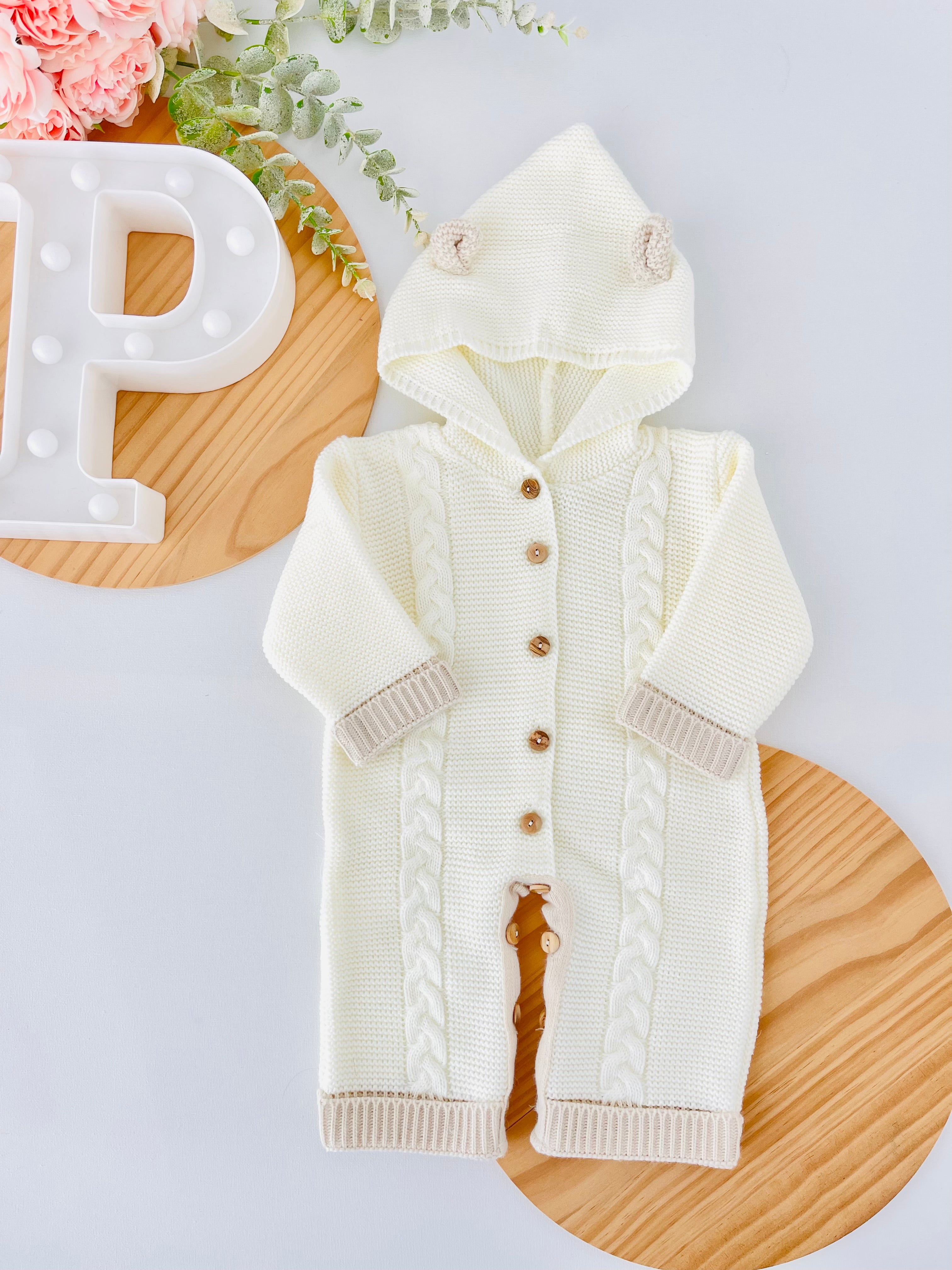 Macacão com orelhinhas unissexo