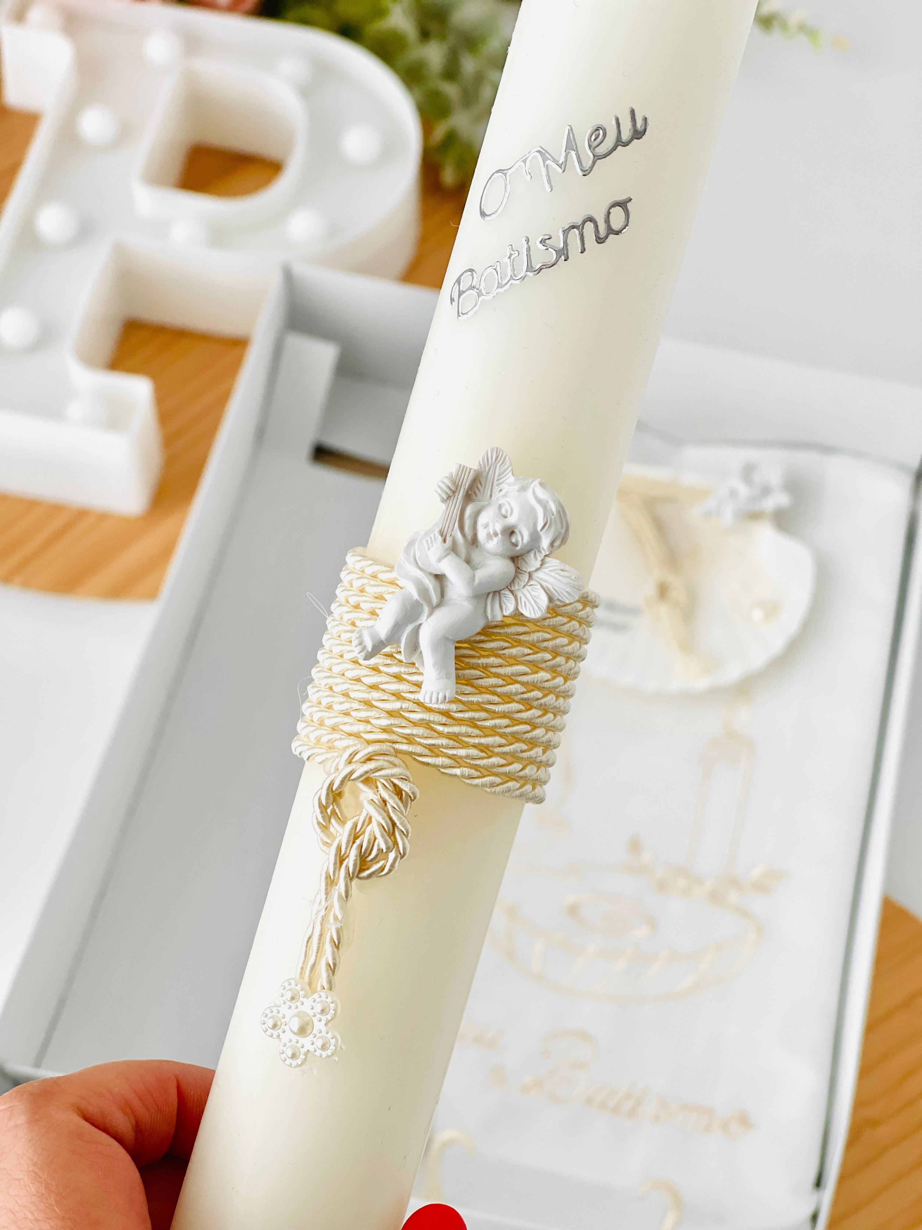 Conjunto para Batizado: vela, toalha e concha Batizado Pomba
