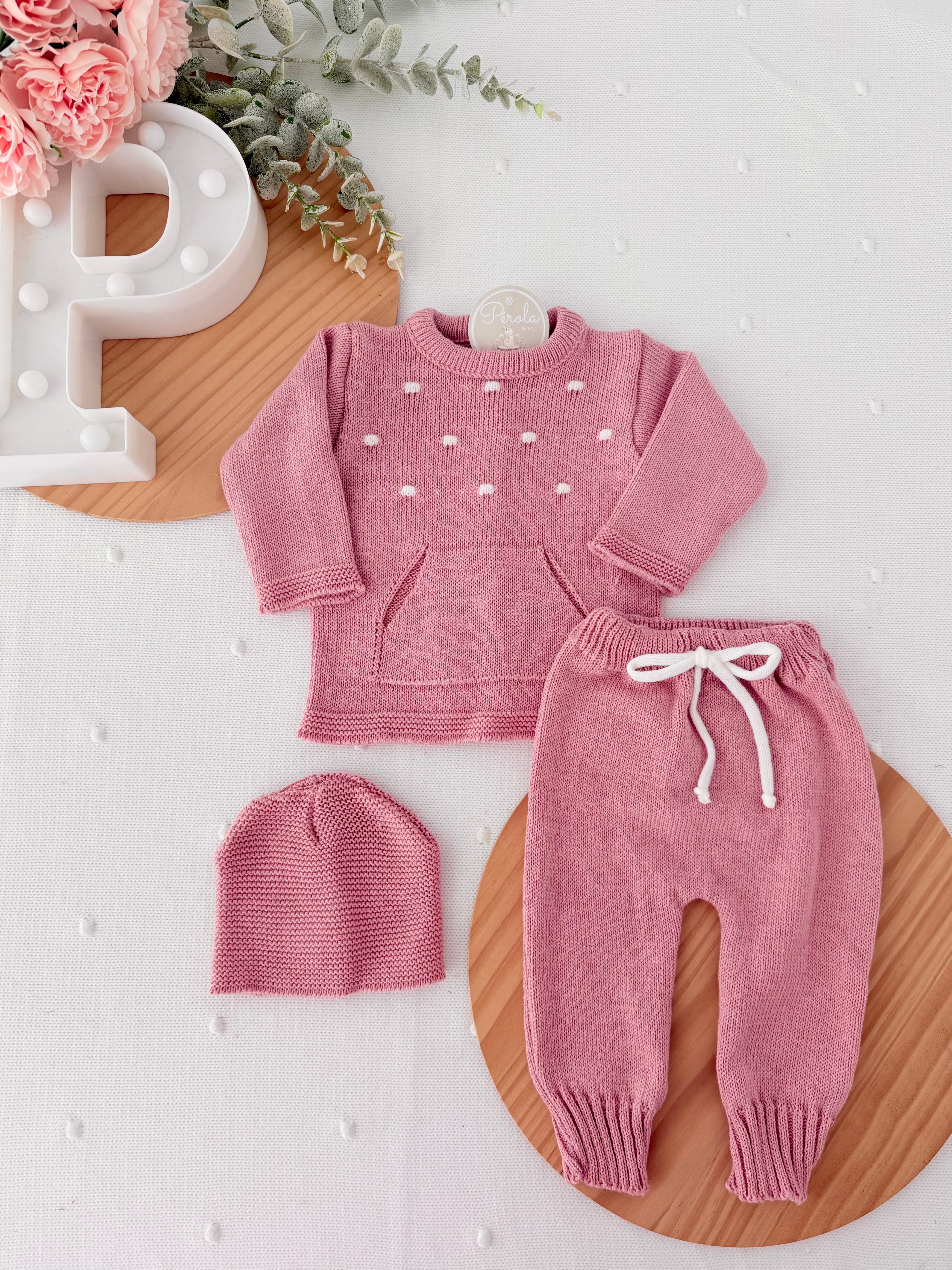 Conjunto Bebé: Camisola, Calças e Gorro 1M