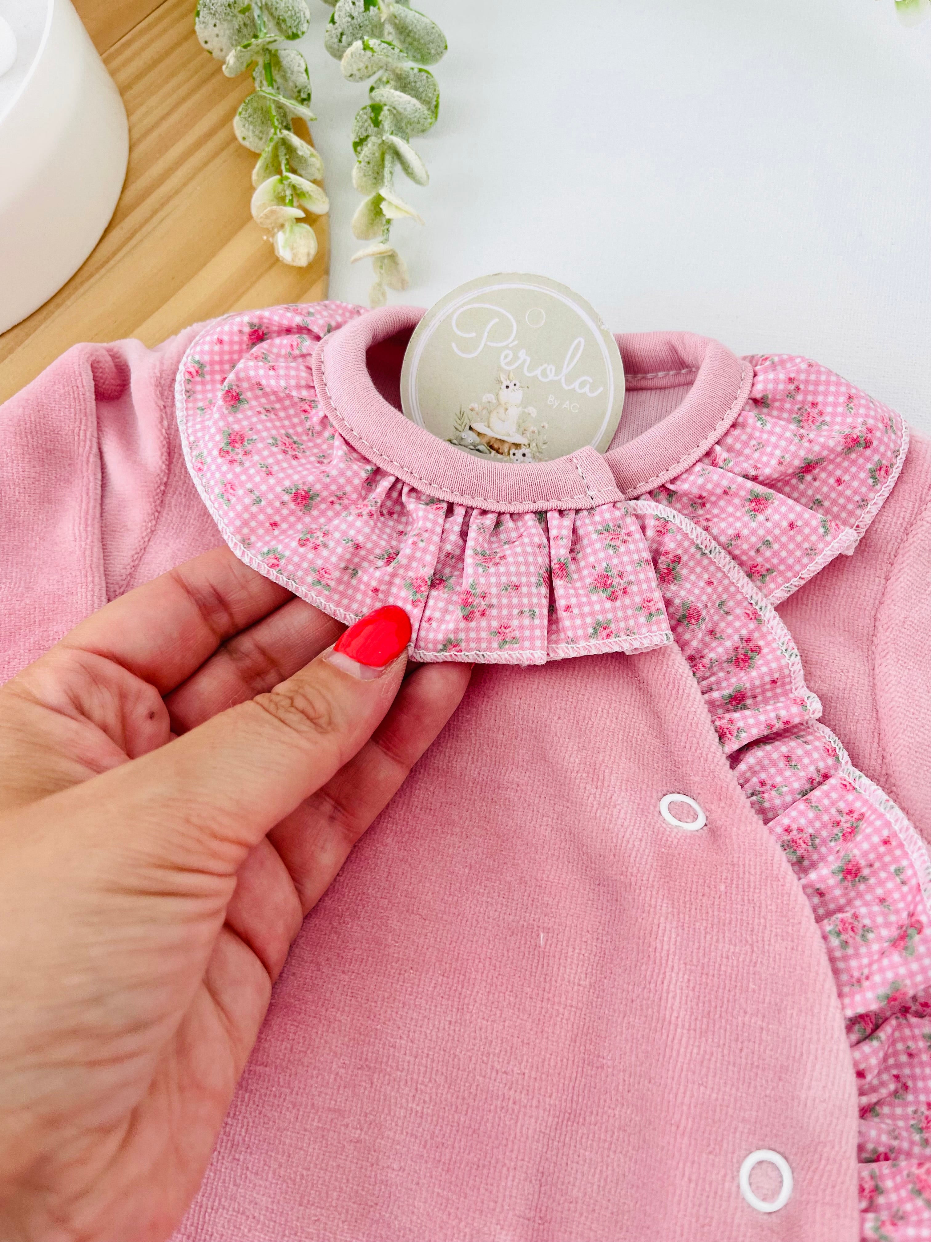 Babygrow tema flores em VELUDO