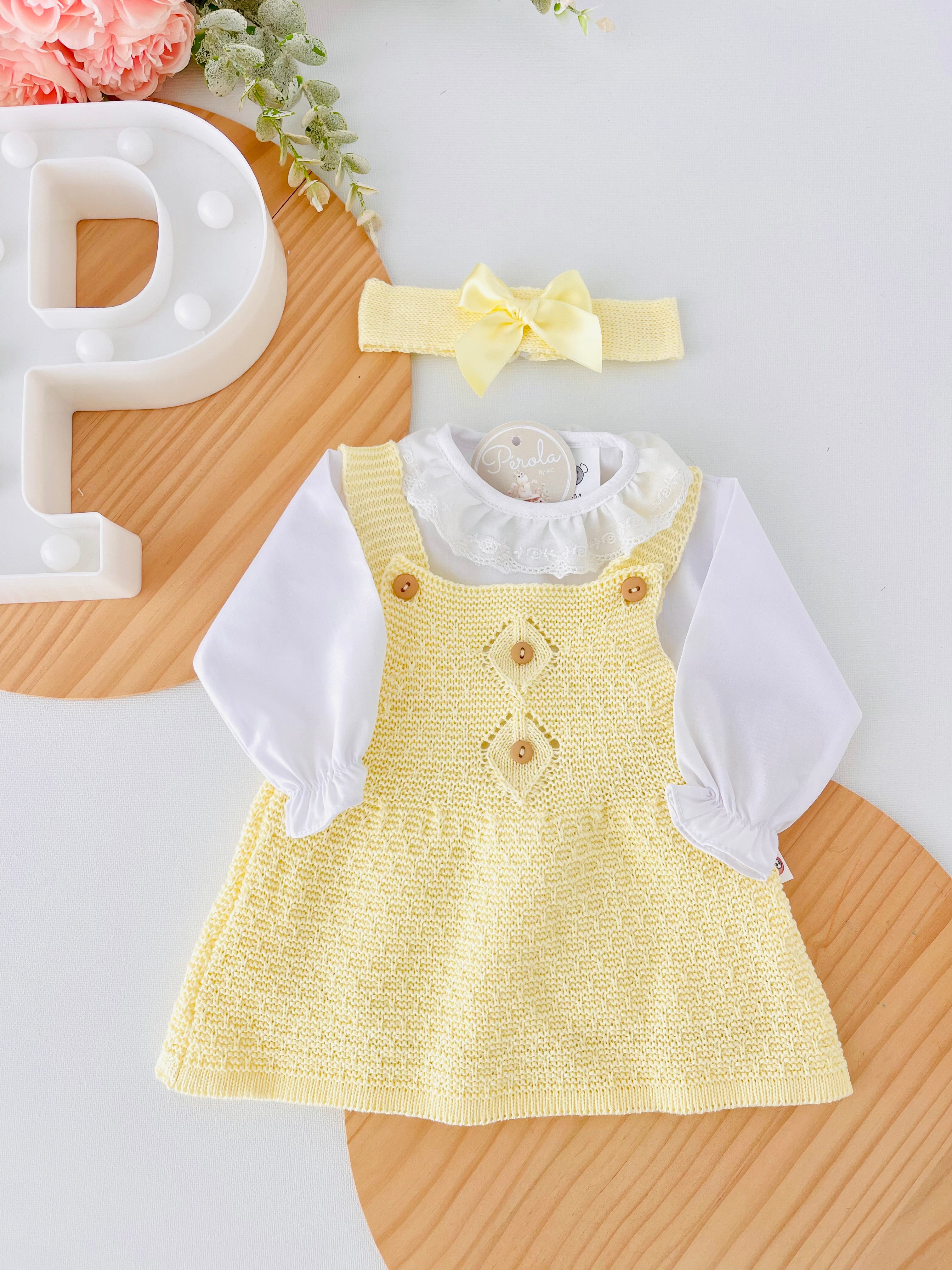 Conjunto Amarelo : vestido, blusa e fita com laço