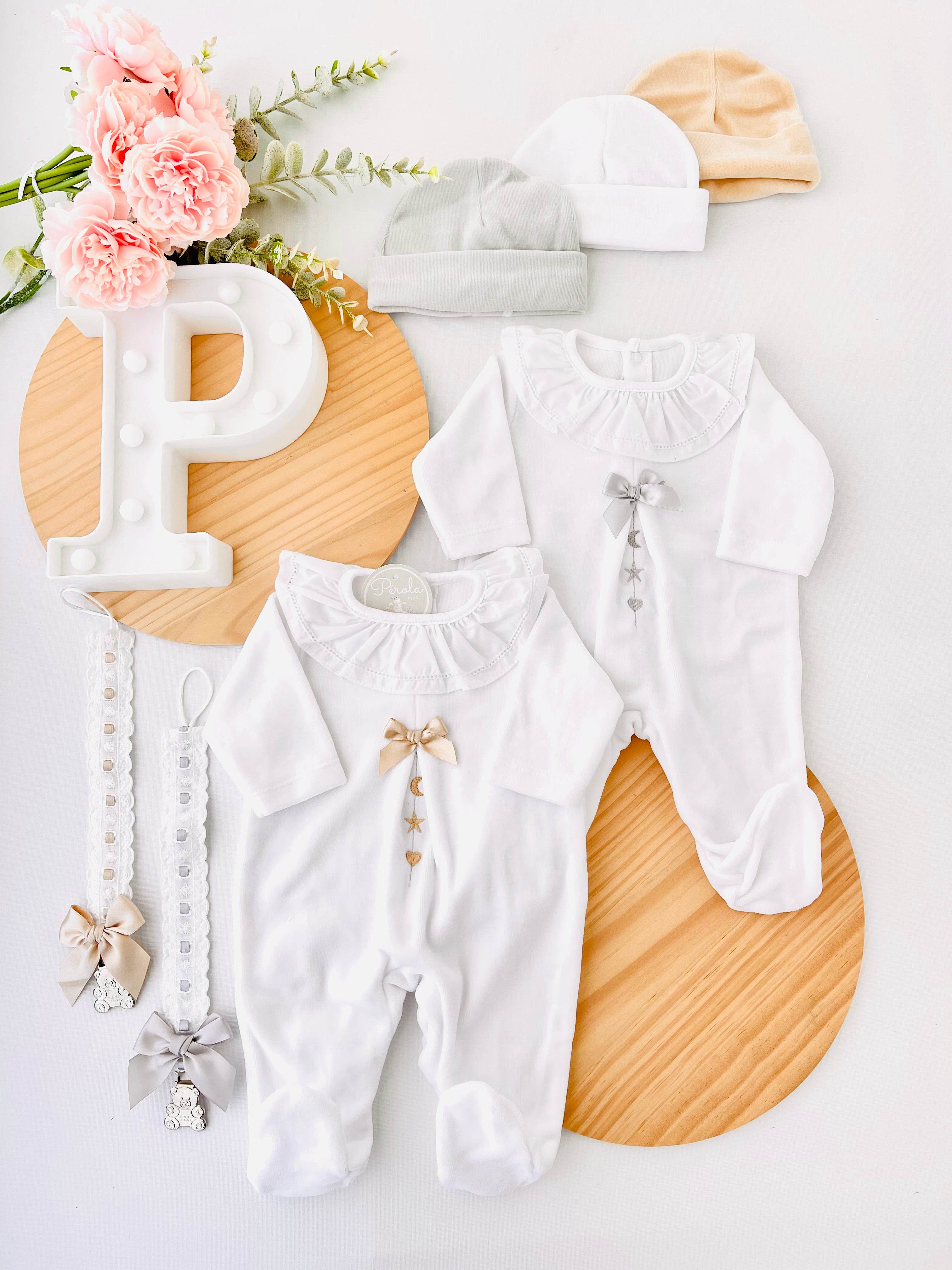 Babygrow branco veludo