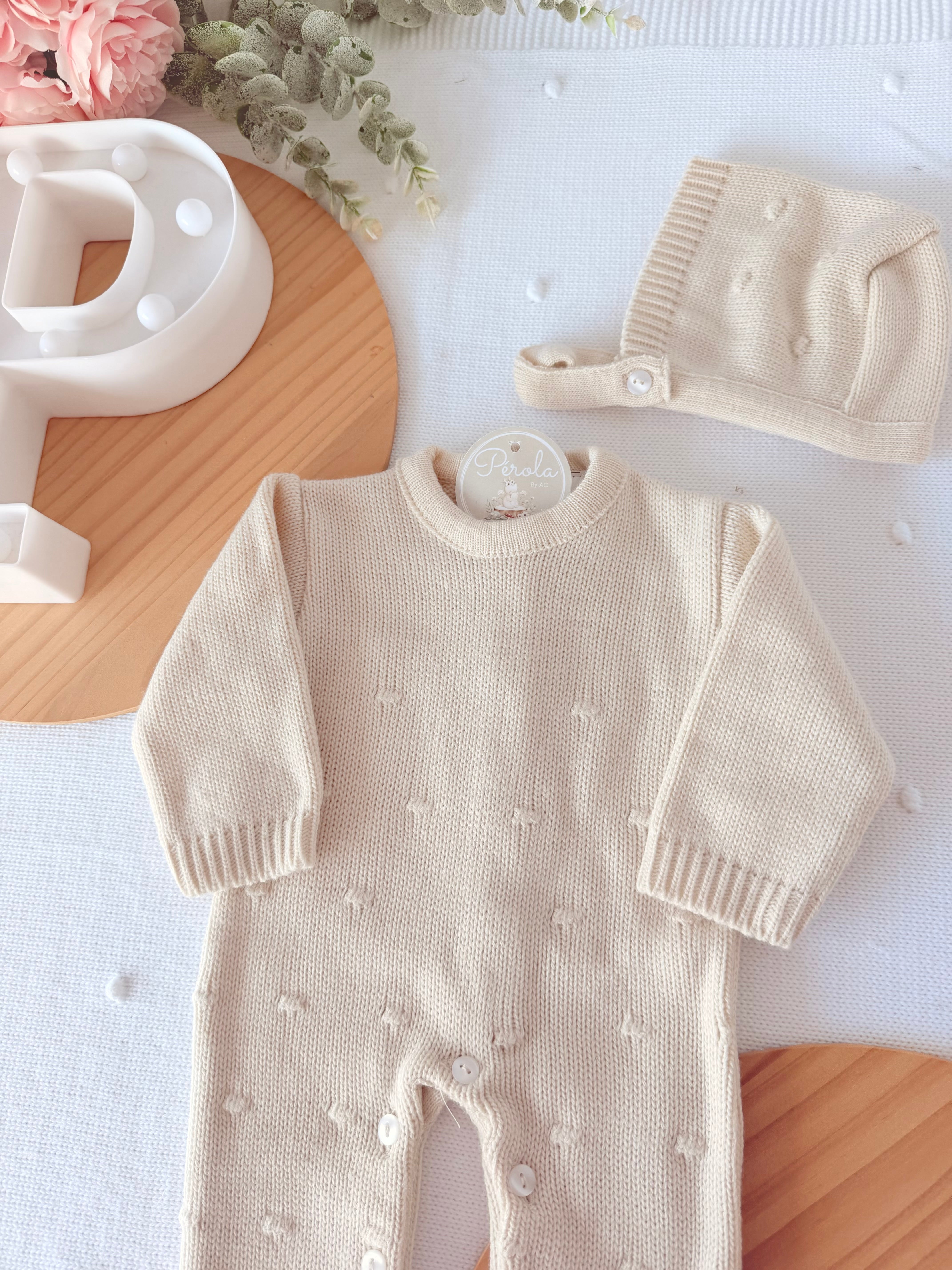 Babygrow e touca Bege em malha Outono Inverno