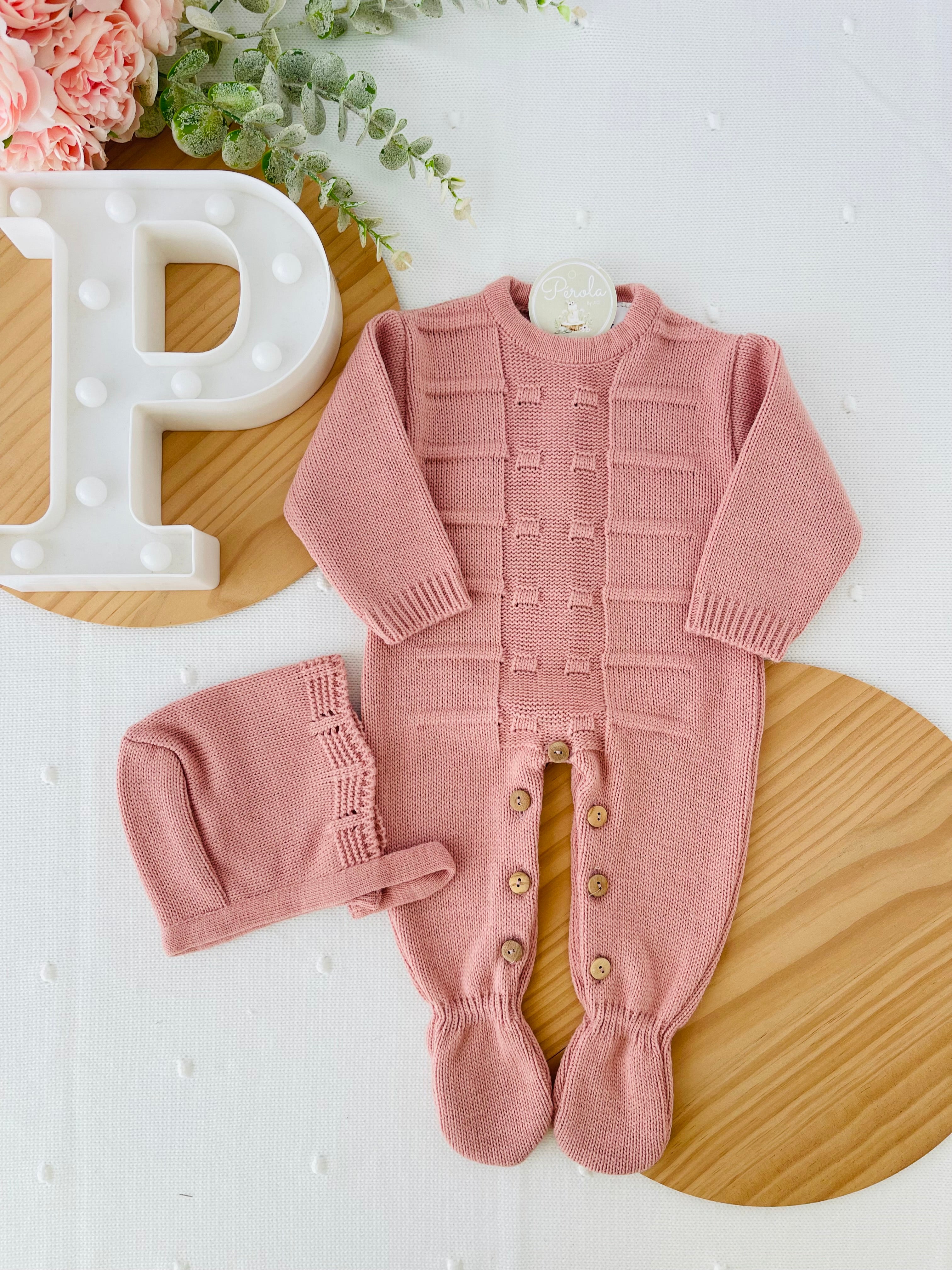 Saída de maternidade quadradinhos: Babygrow e touca Outono/Inverno