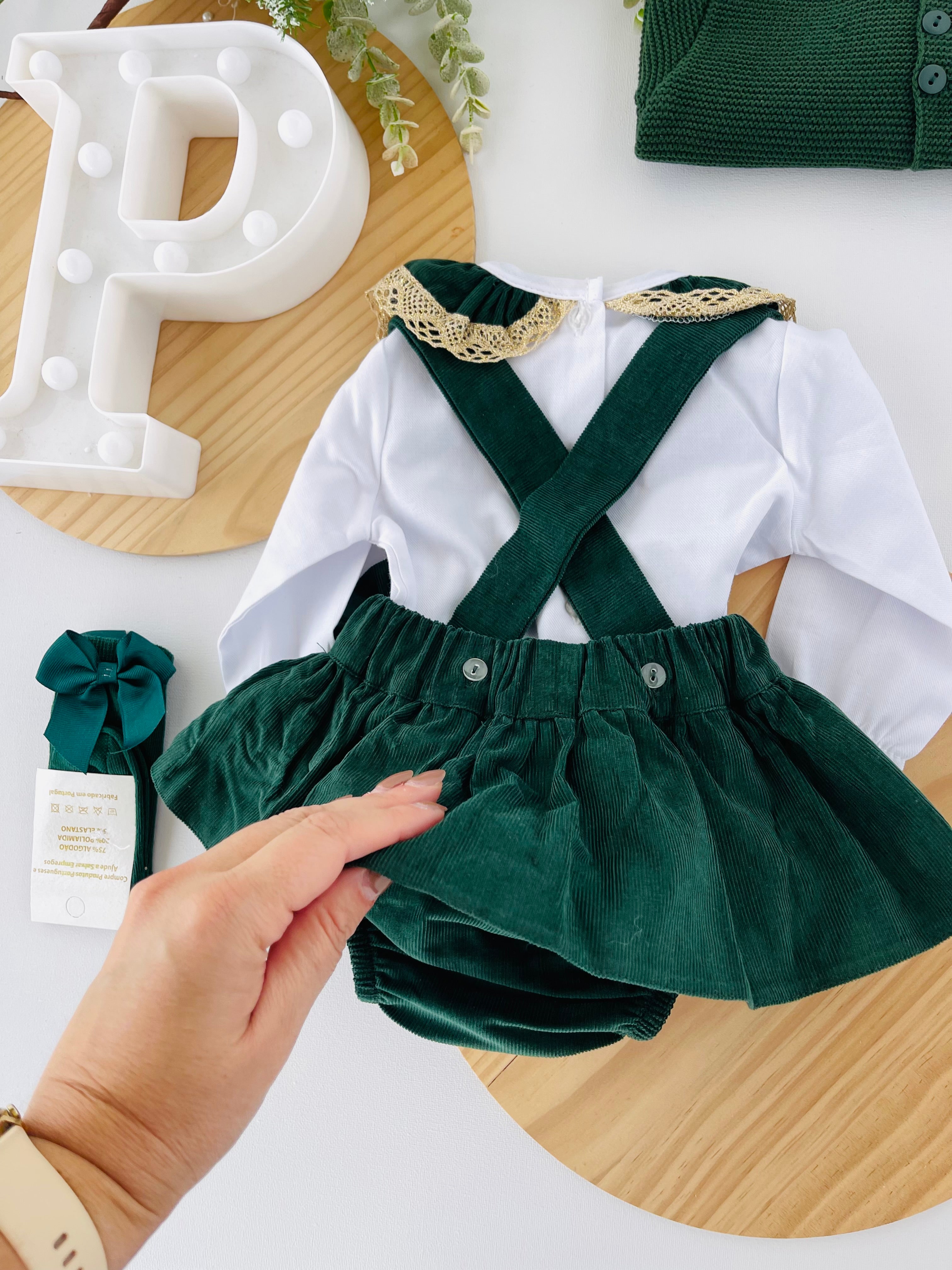 Conjunto renda dourada: blusa e saia com alças