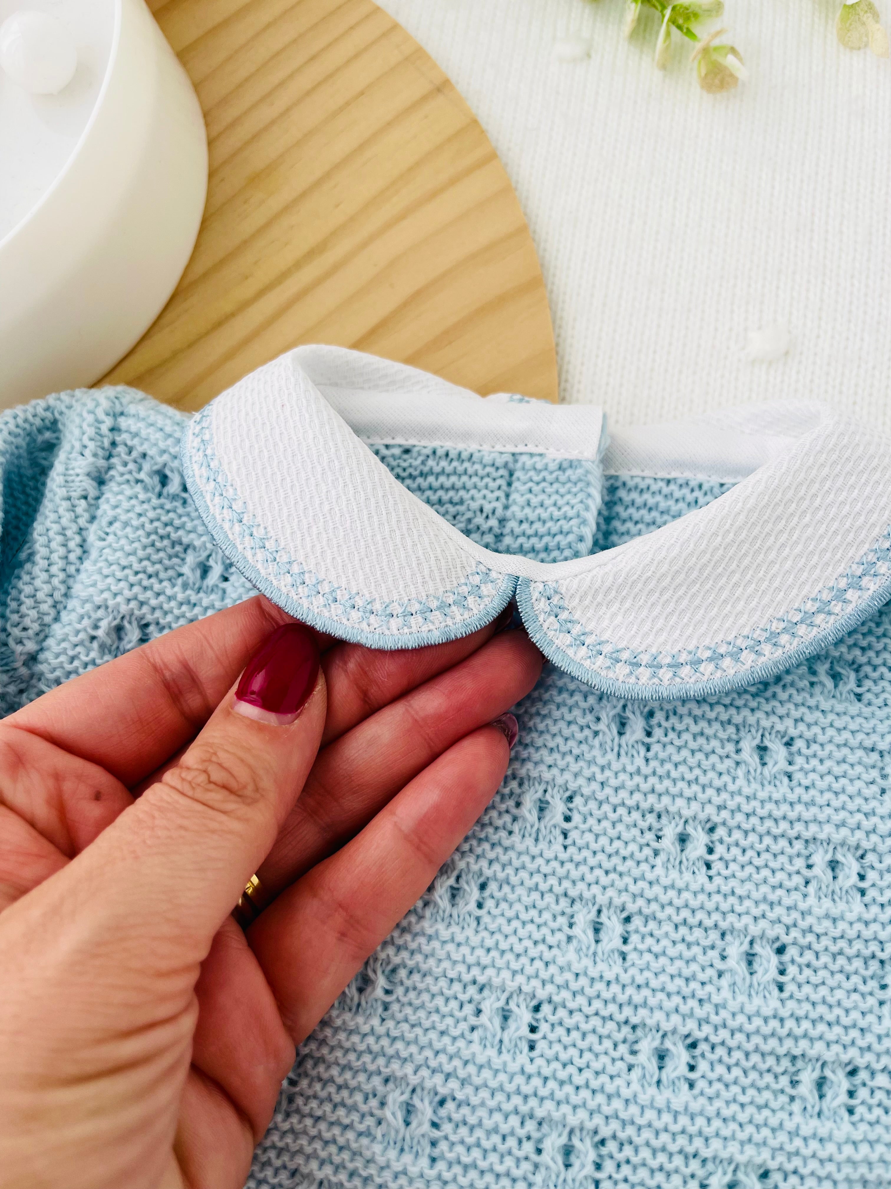 Conjunto pompom Outono/Inverno : camisola, calças e gorro