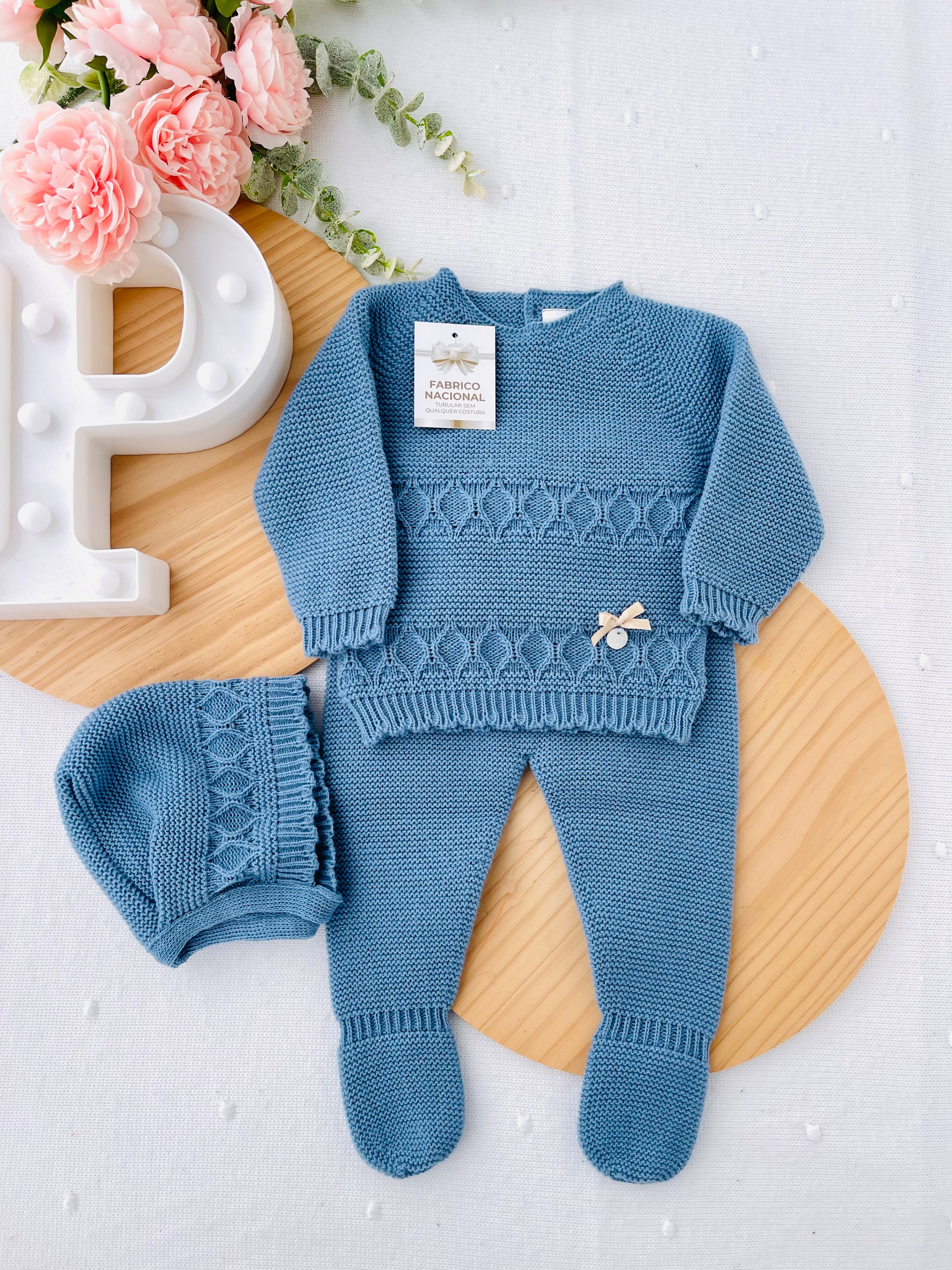 Conjunto malha para recém nascidos: camisola, calças e touca - Outono/Inverno