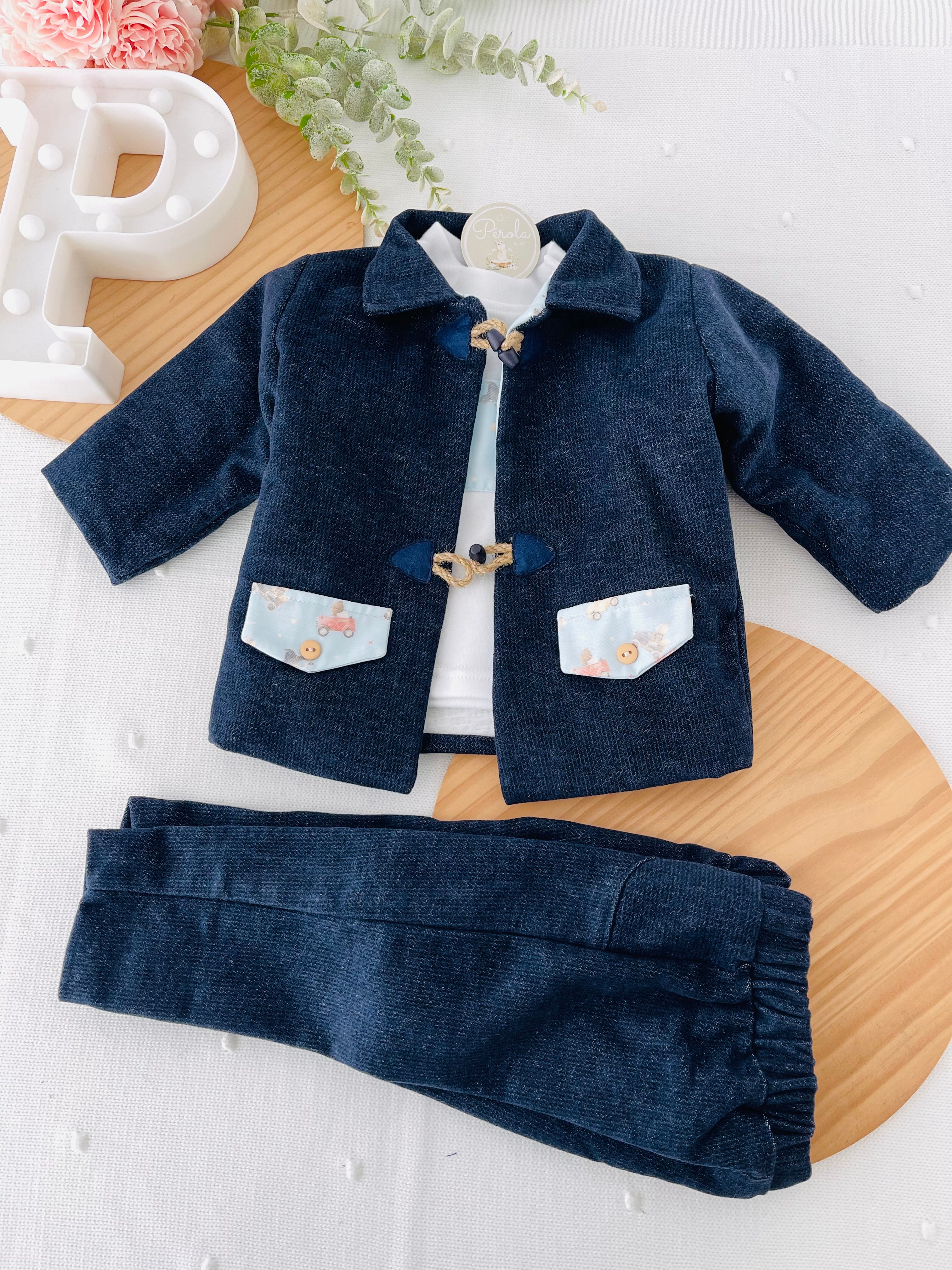 Conjunto menino 3 peças: casaco, calças e camisola