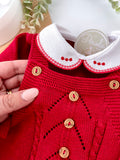 Saída de maternidade vermelho unissexo: jardineiras, camisola e gorro