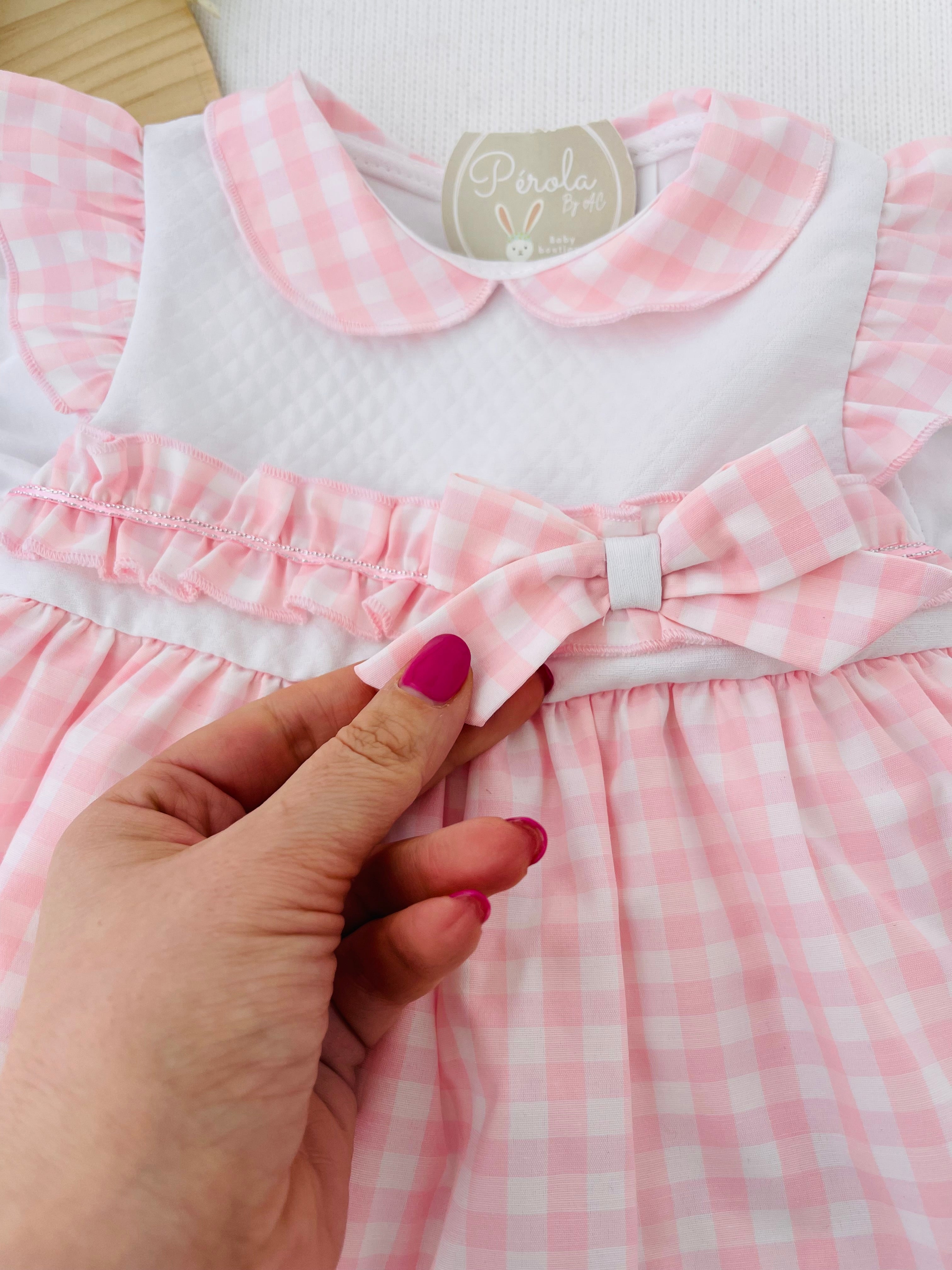 Conjunto rosinha: vestido e tapa fraldas