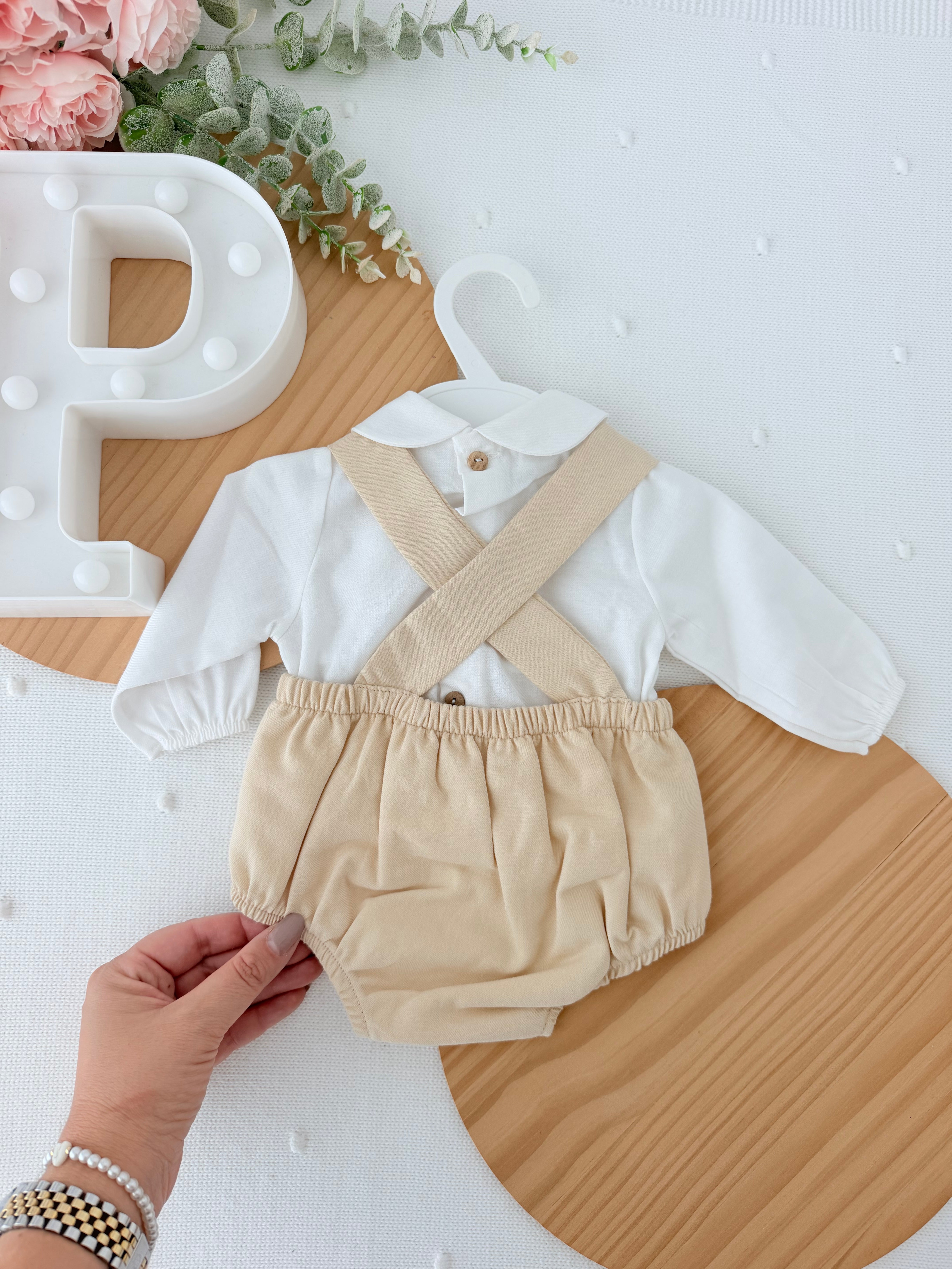 Conjunto bege: fofo e camisa