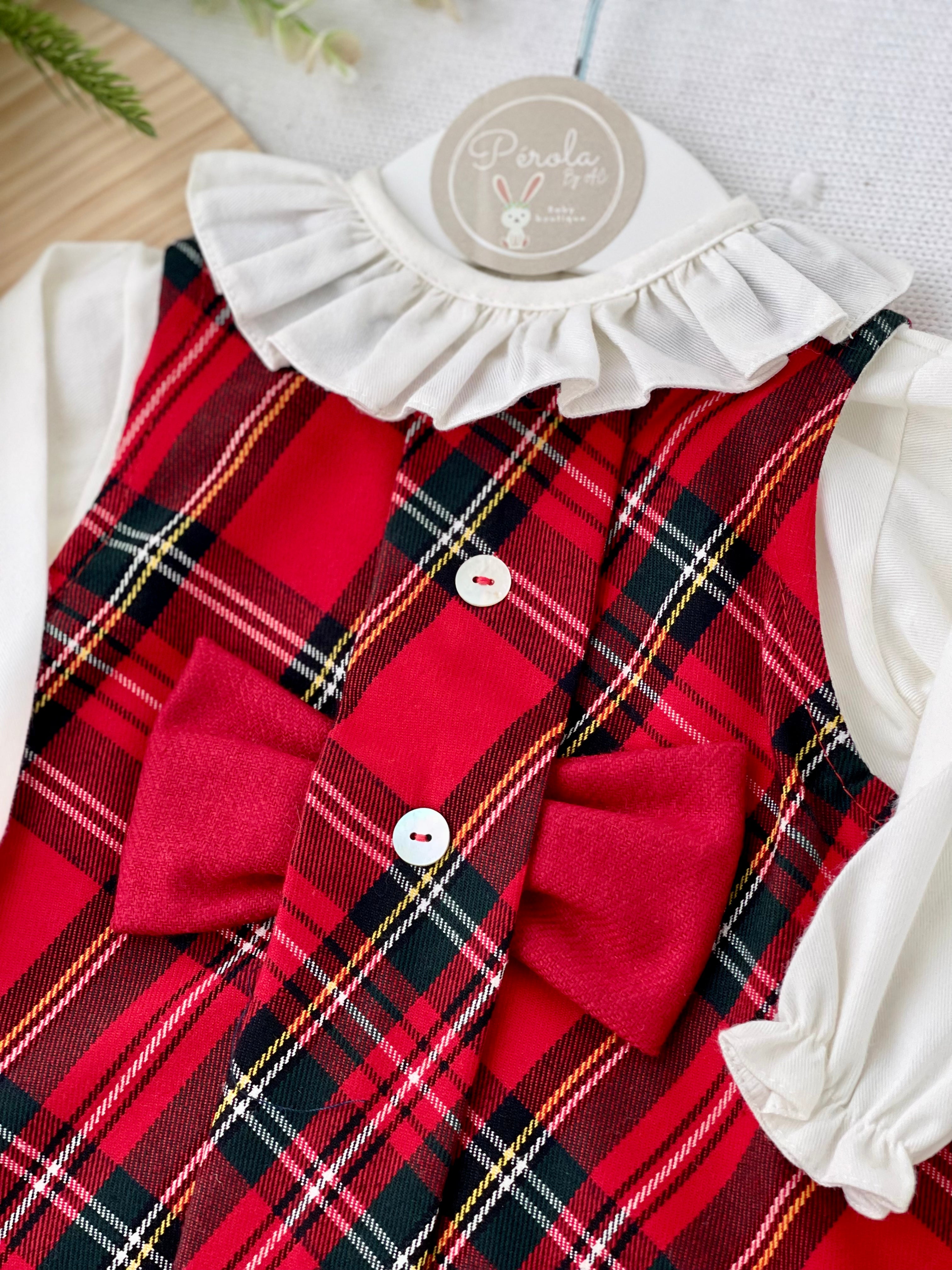 Conjunto laço vermelho: vestido xadrez  e camisa