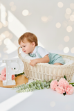 Conjunto cerimónia para menino: calções, camisa e laço