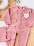 Saída de maternidade quadradinhos: Babygrow e touca