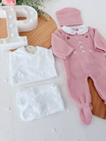 Pack saída de maternidade Rosa velho  5 peças: body, calças, jardineiras, camisola e gorro