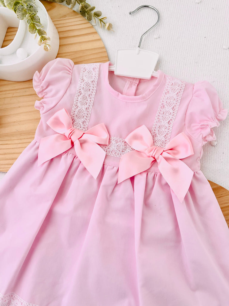 Vestido com laços Rosa