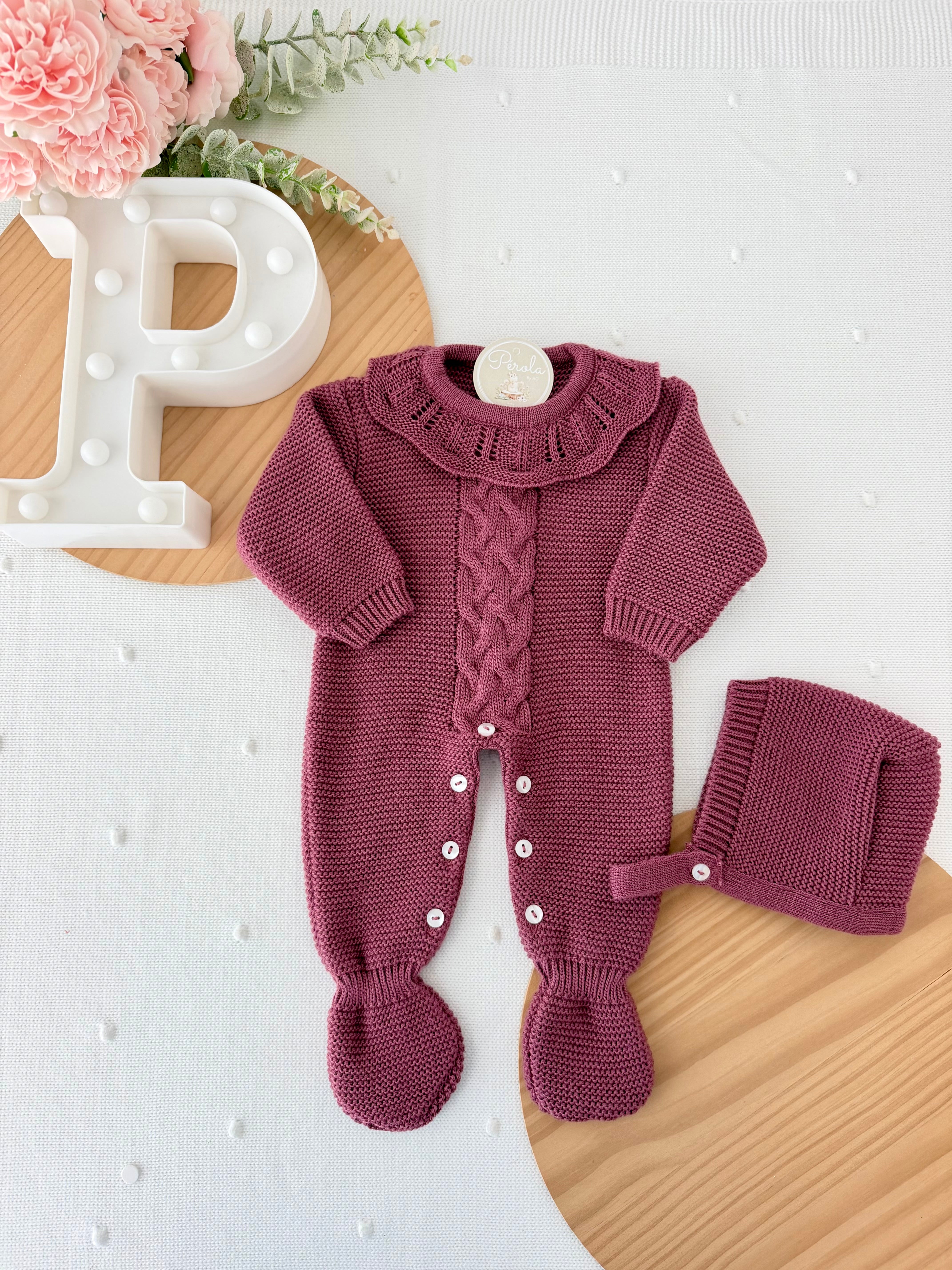 Babygrow e touca em beringela