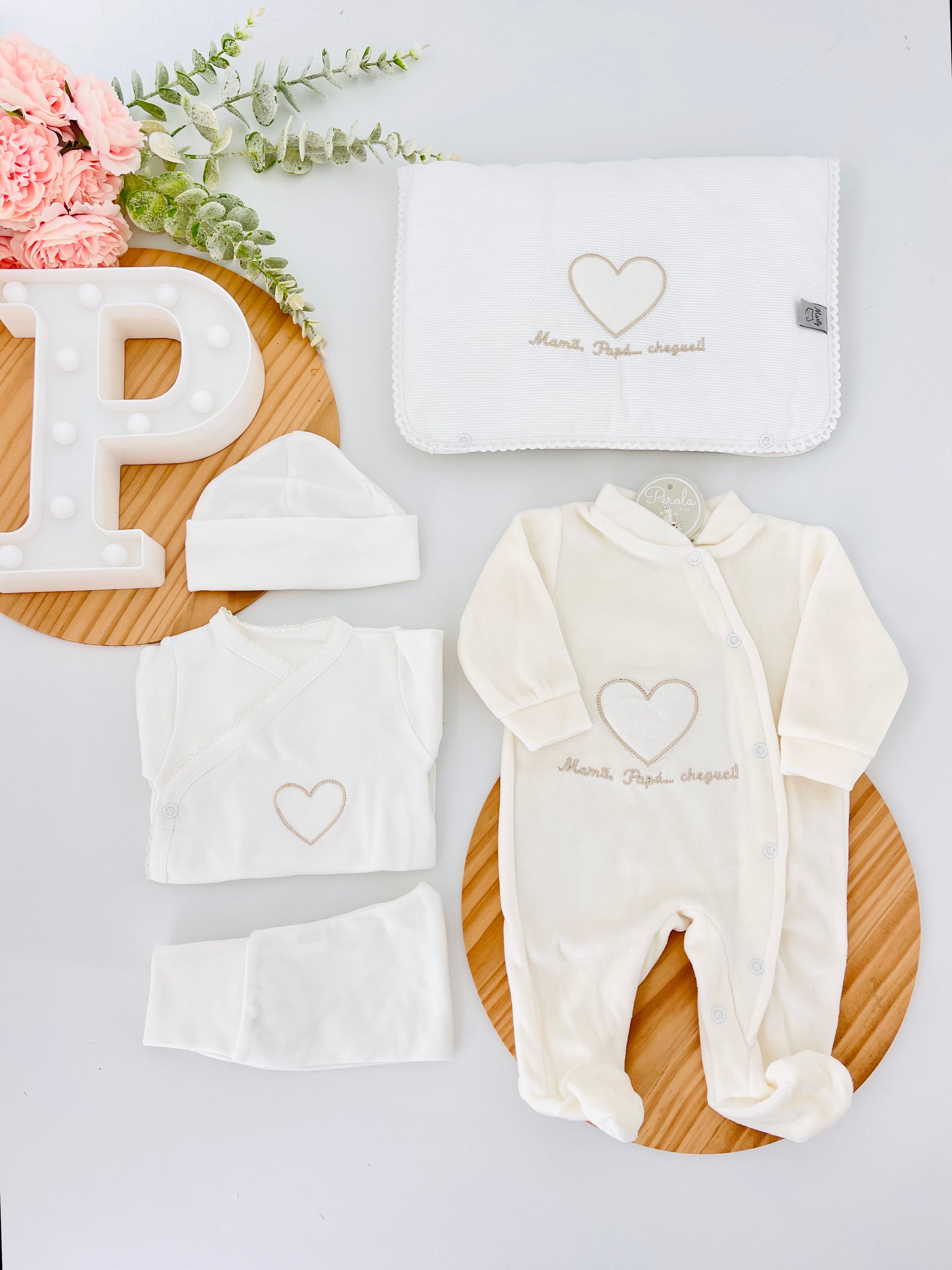 Conjunto primeira roupinha veludo- Mamã Papá cheguei