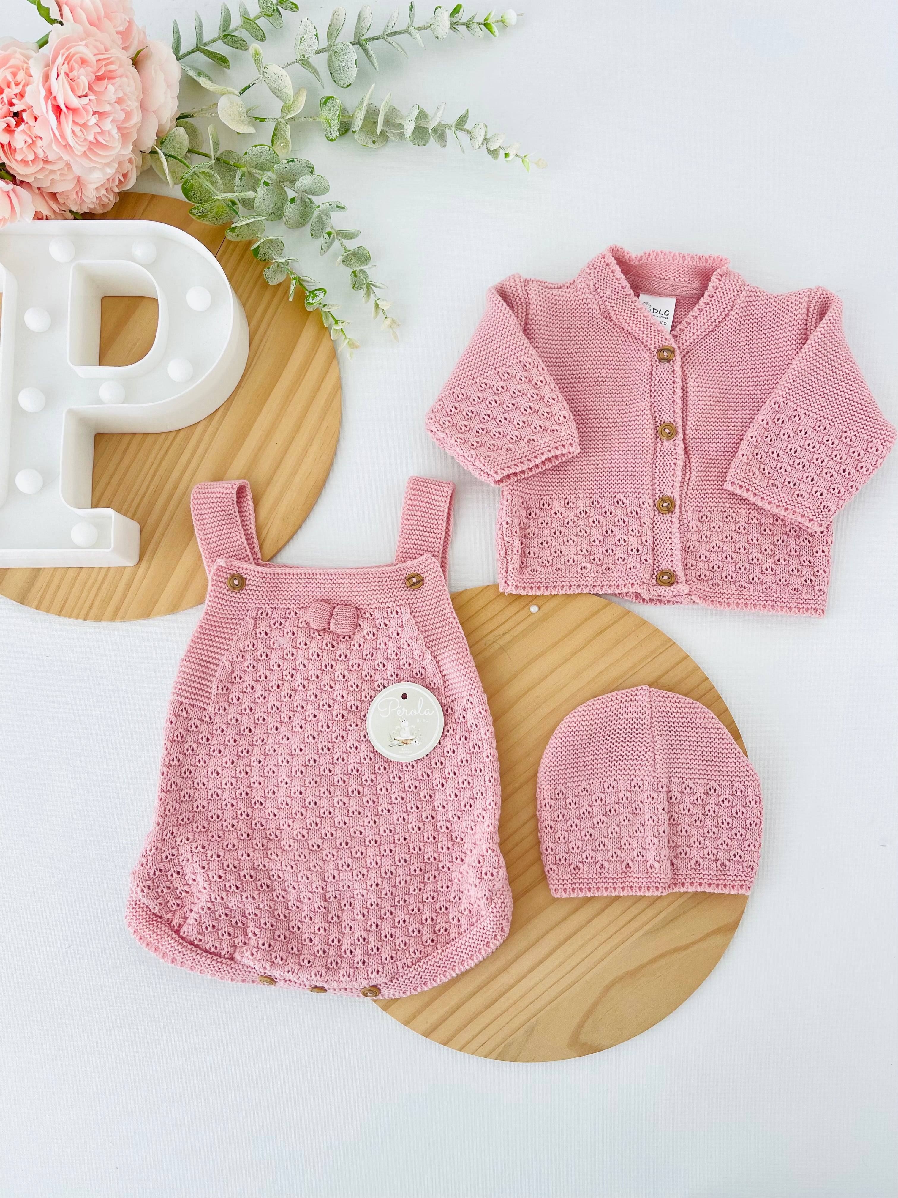 Conjunto Amoroso 3 peças: casaco, fofo e gorro