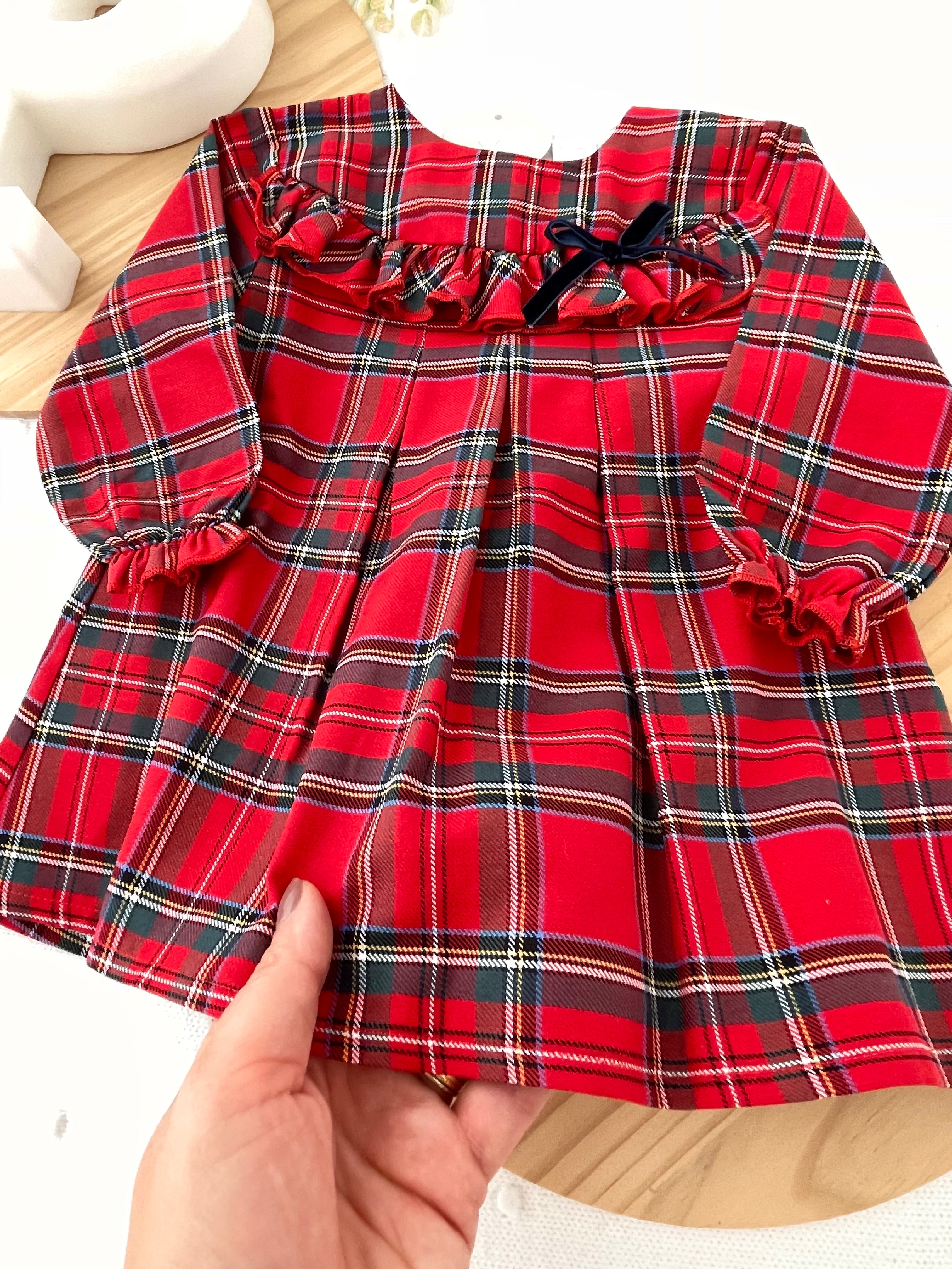 Vestido xadrez vermelho com laço azul veludo