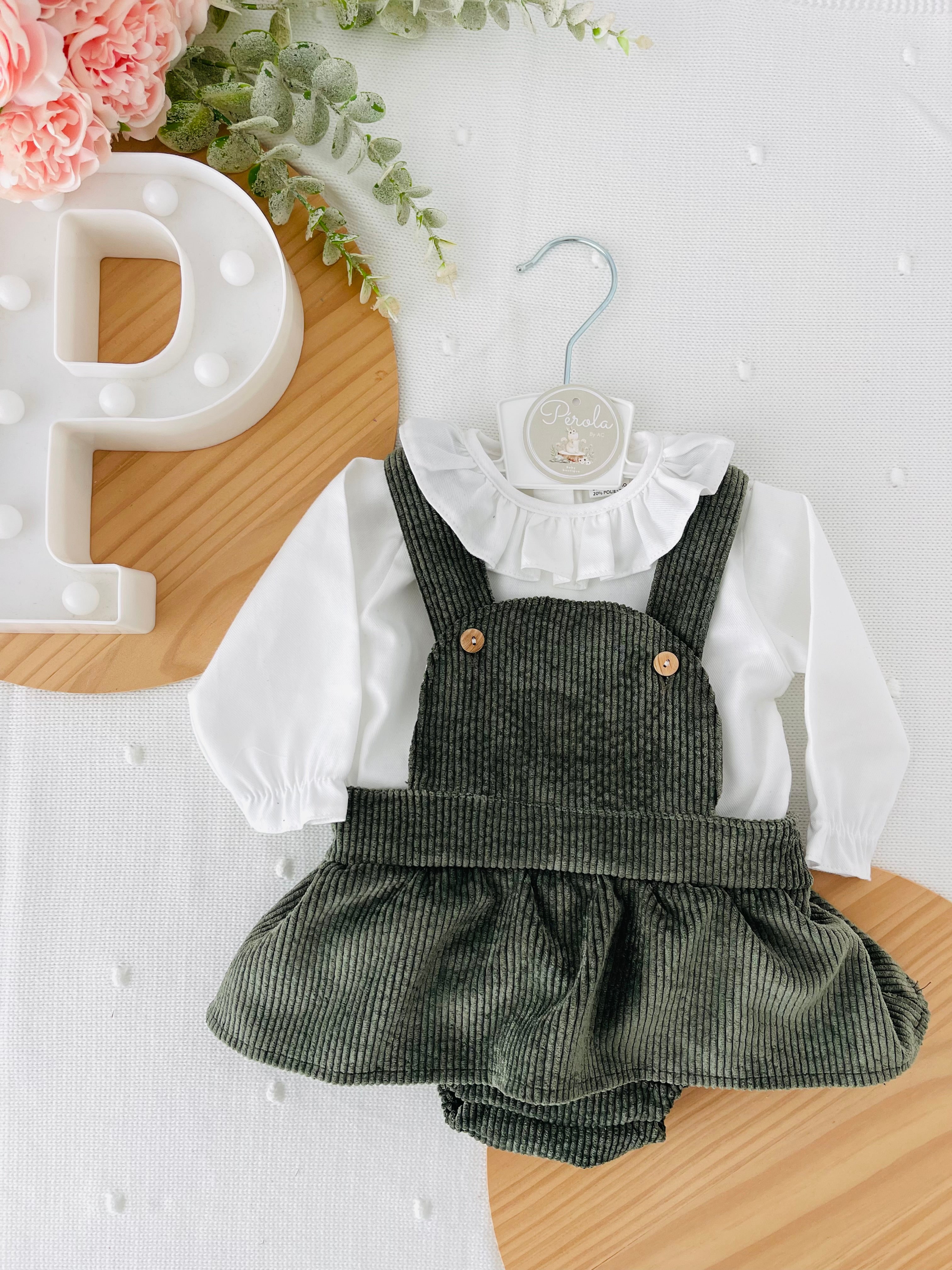 Conjunto verde: fofo e blusa
