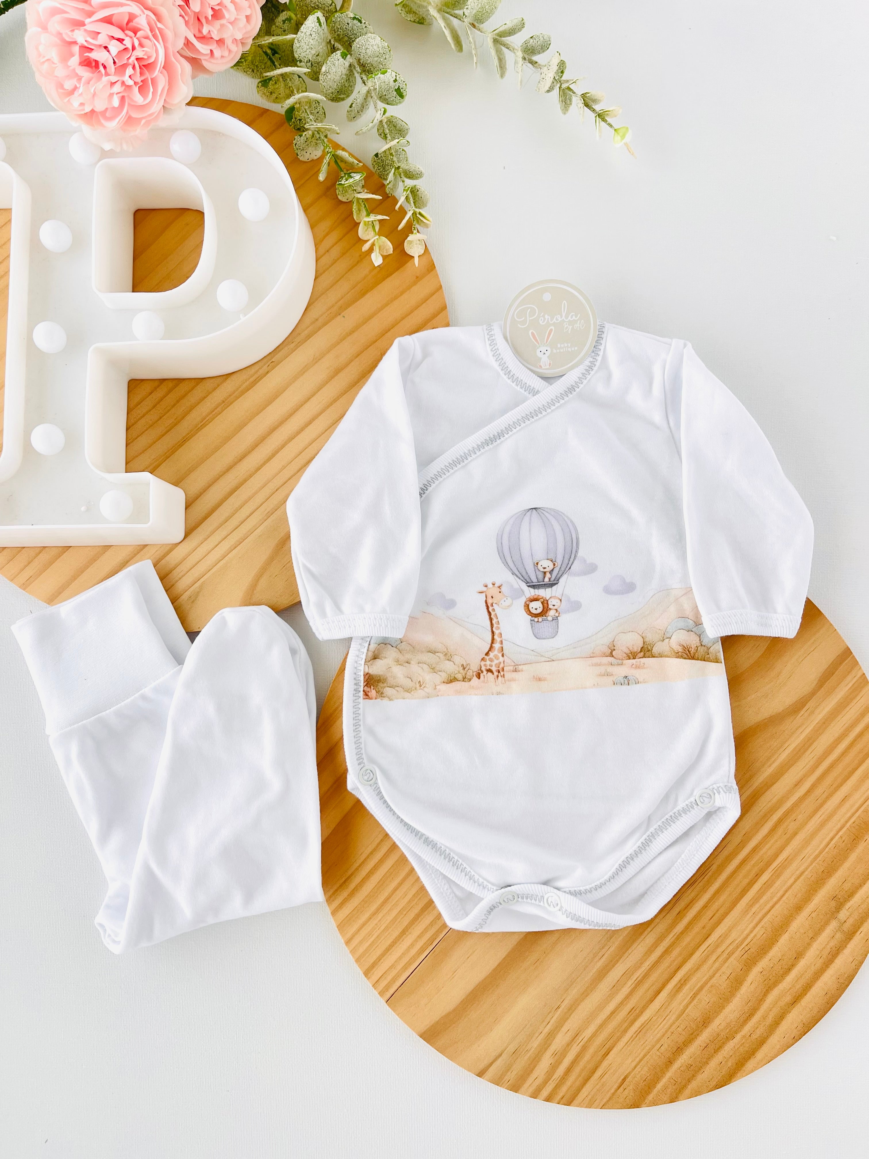 Body e calças com carda tema Safari