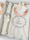 Conjunto para Batizado: vela Quadrada , toalha e concha- Pomba Prateado