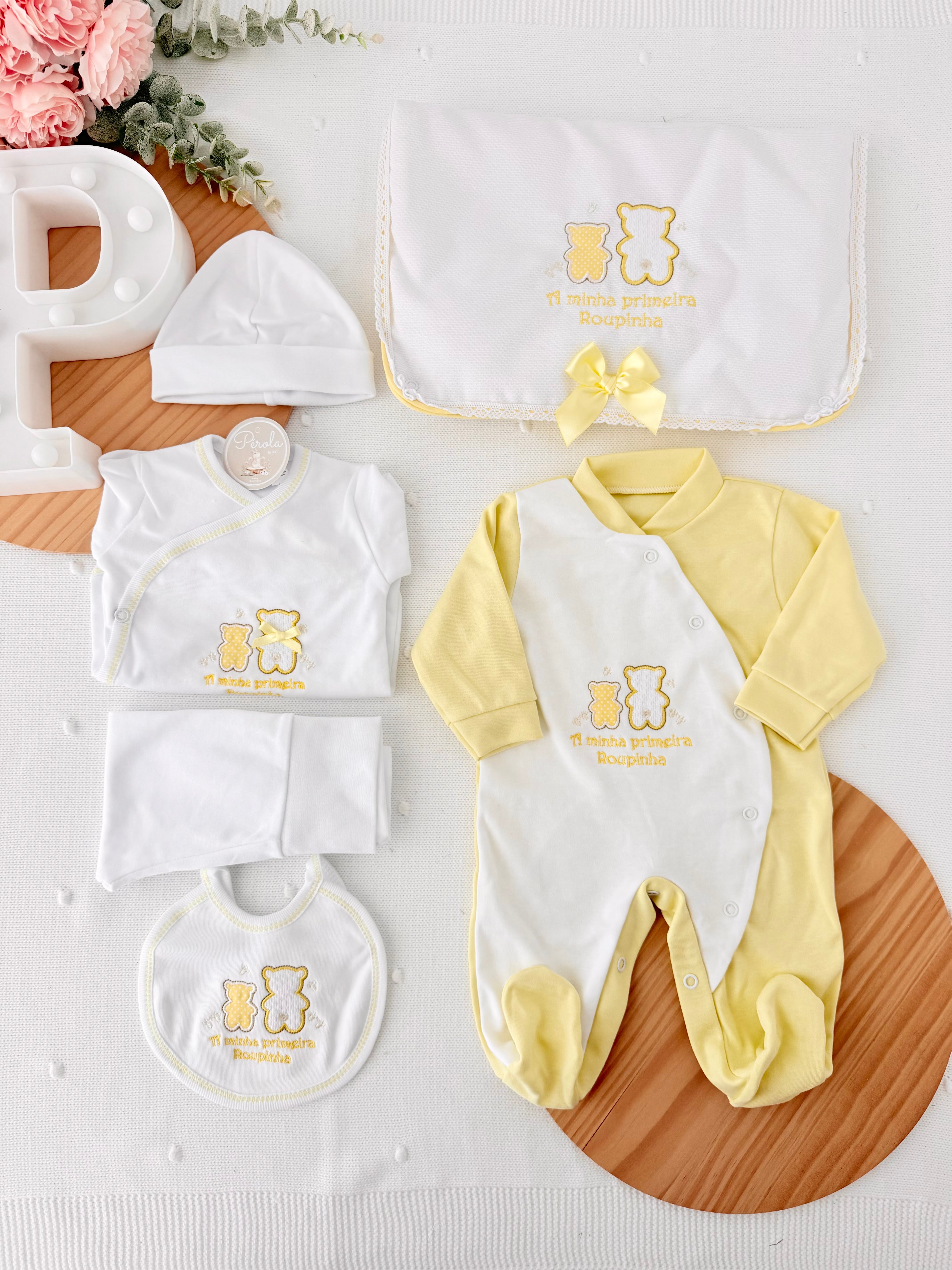 Conjunto primeira roupinha em Amarelo unissexo- 6 peças