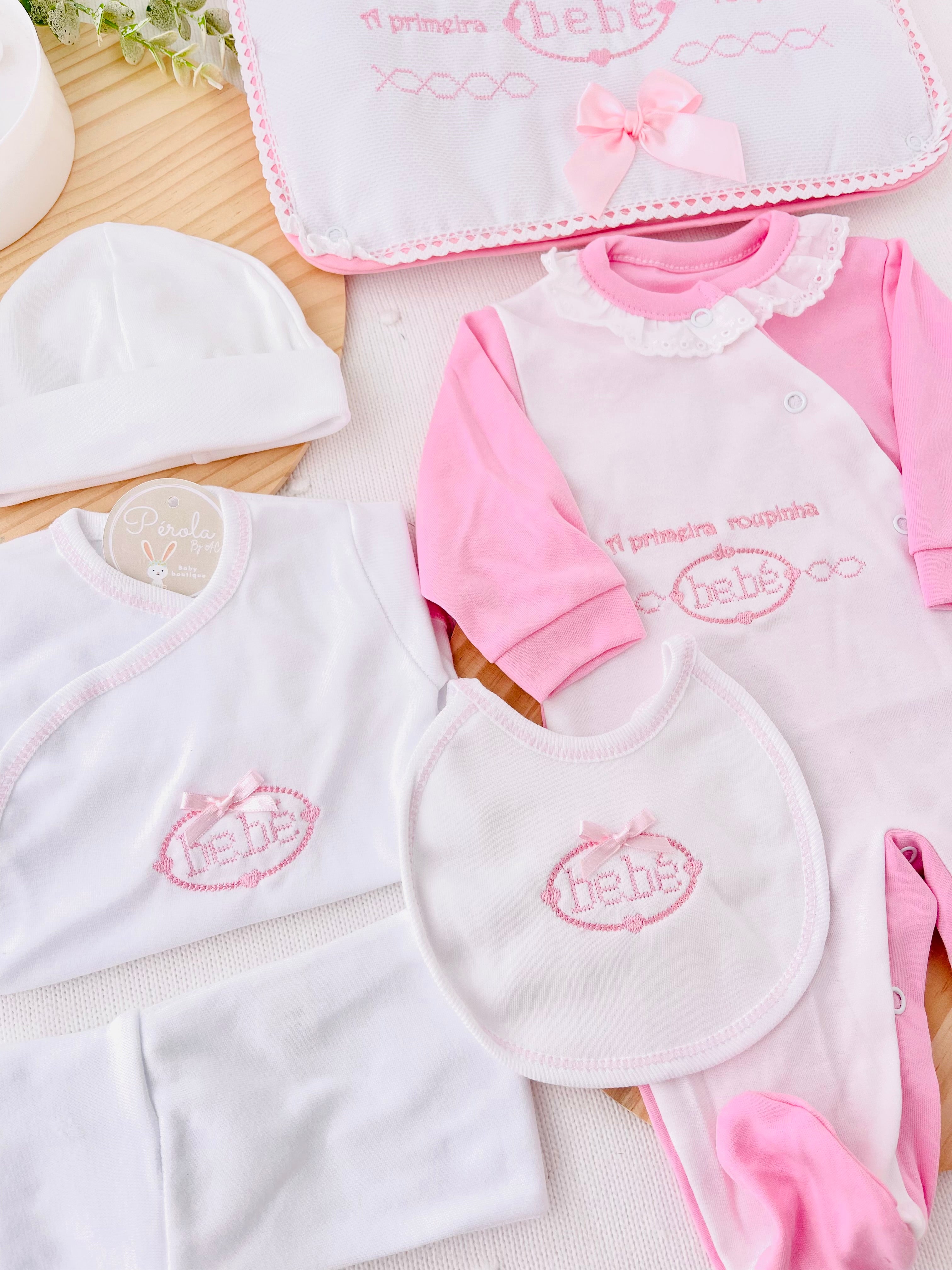 Conjunto primeira roupinha tema Bebé - 6 peças algodão