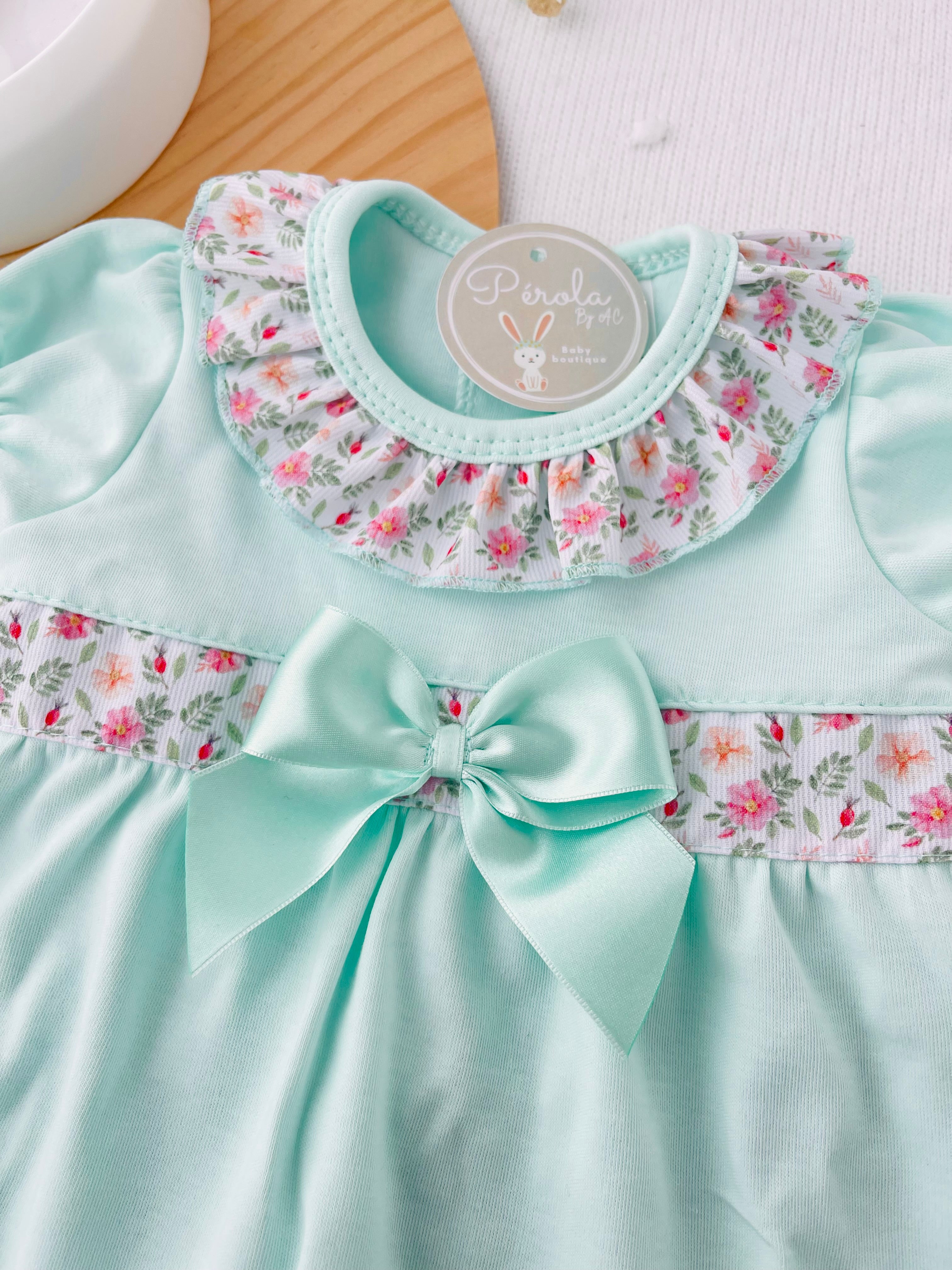 Vestido florzinhas em algodão