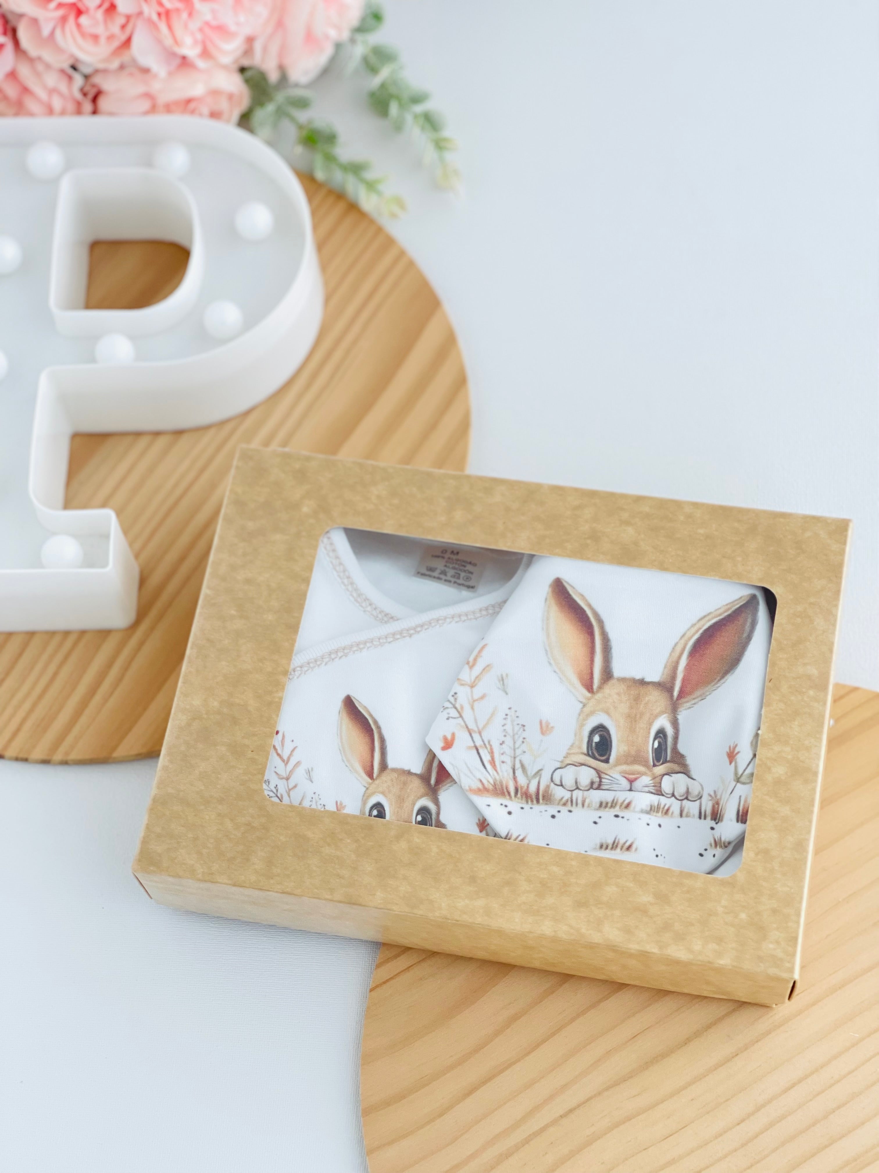 Pack tema coelho 3 peças: Body, calças e babete bandana