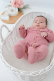 Conjunto Rosa Babygrow & Touca em Malha com Botões de Madeira