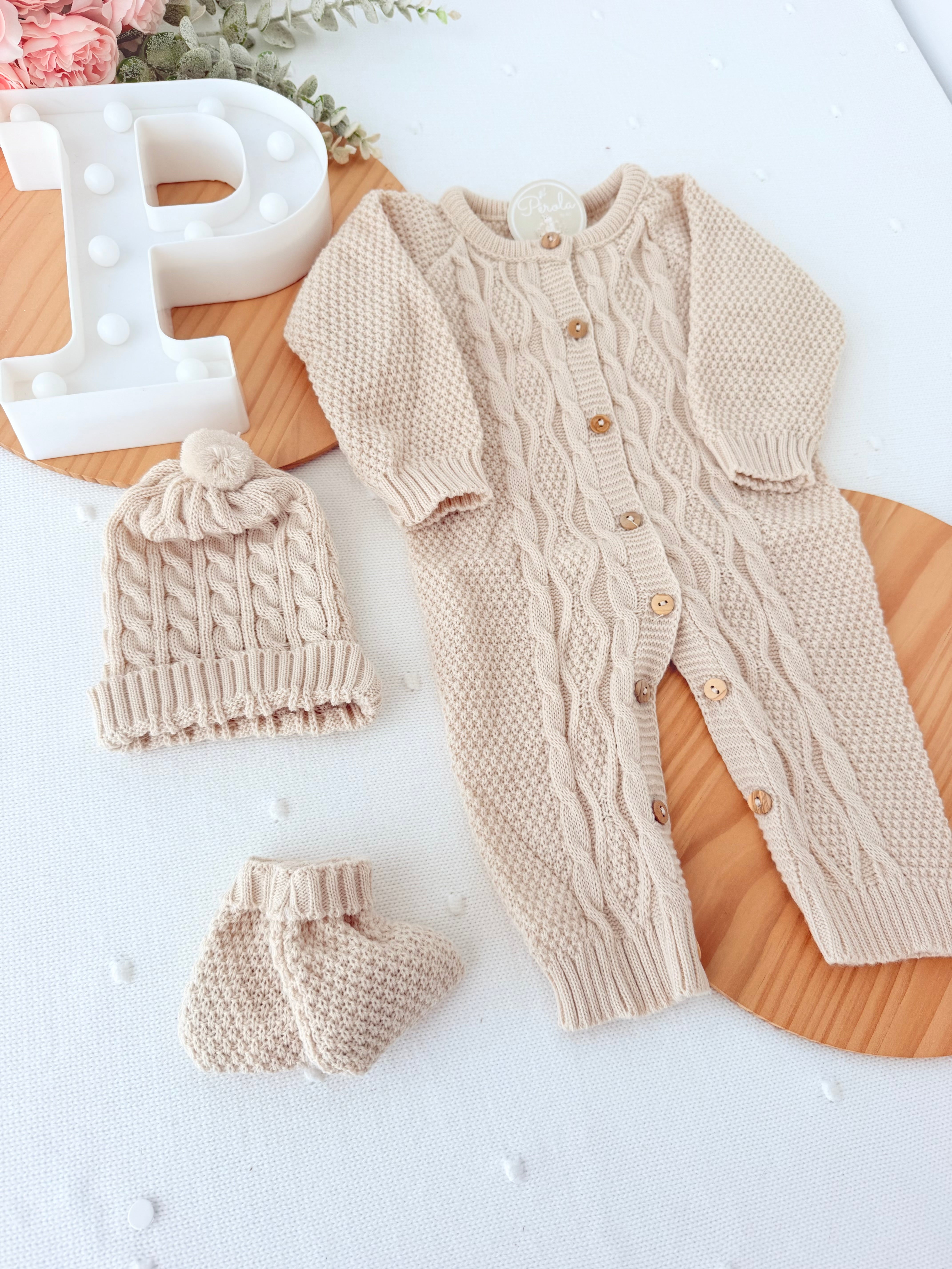 Conjunto 3 peças: macacão, gorro e carapins 3M