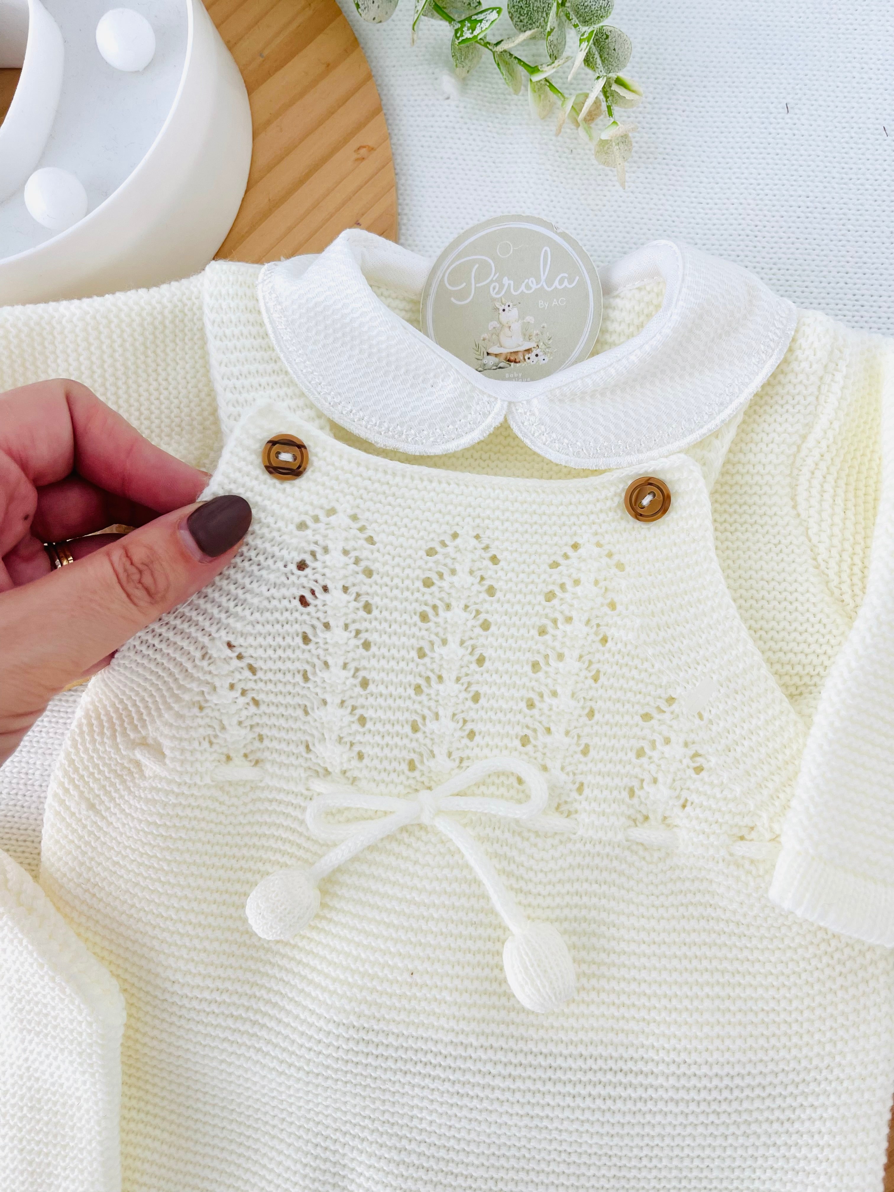 Saída de maternidade pompons