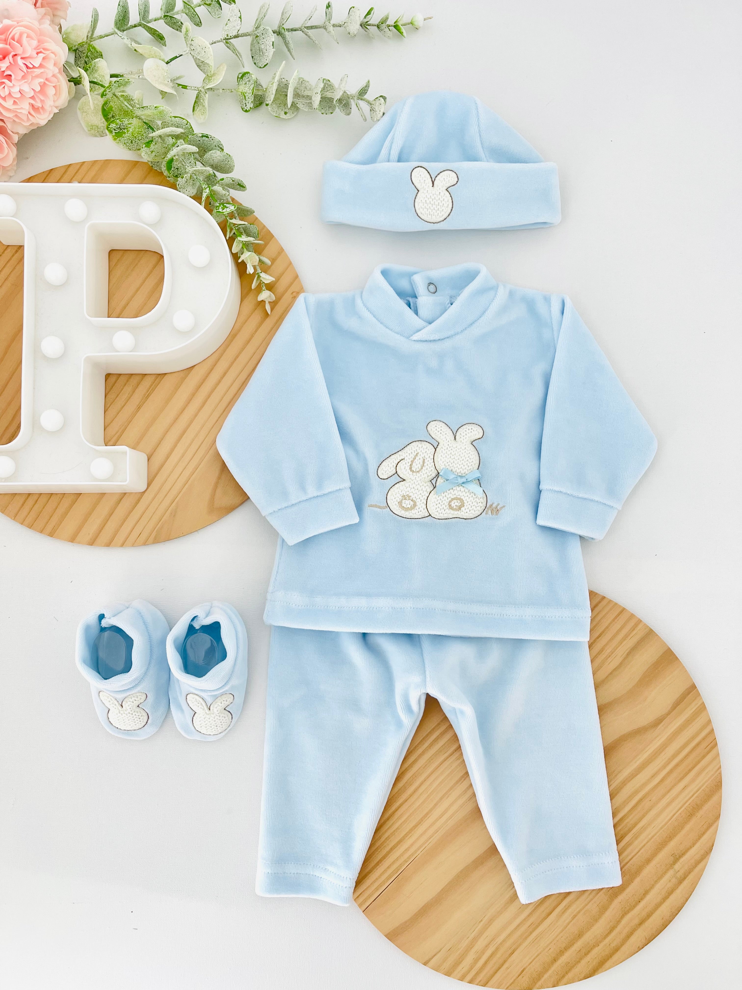 Conjunto em veludo 4 peças tema coelhinho : calças, camisola, carapins e gorro