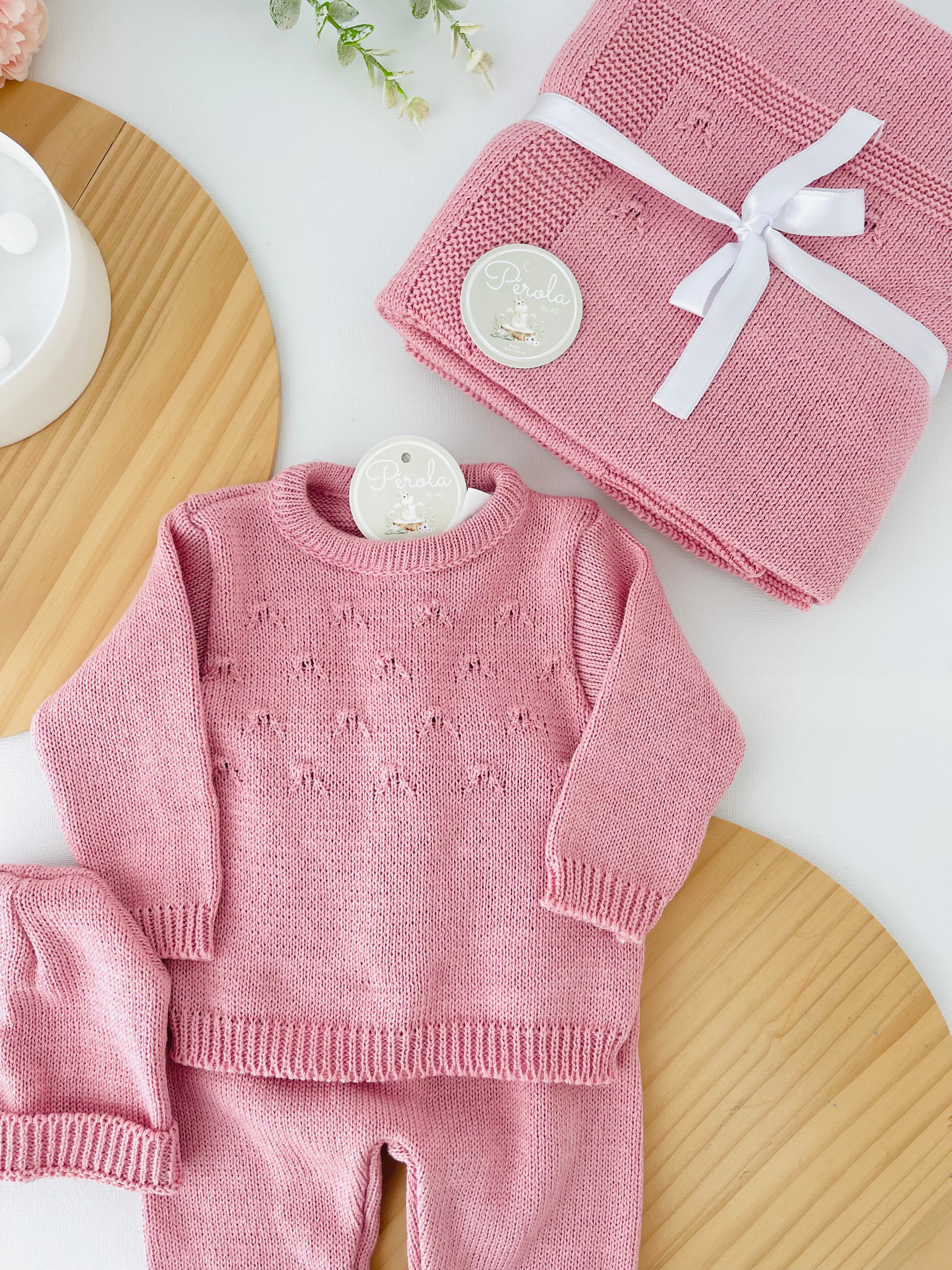 Pack Amorzinho ❤️ Saída de maternidade 4 peças: manta, camisola, calças e gorro